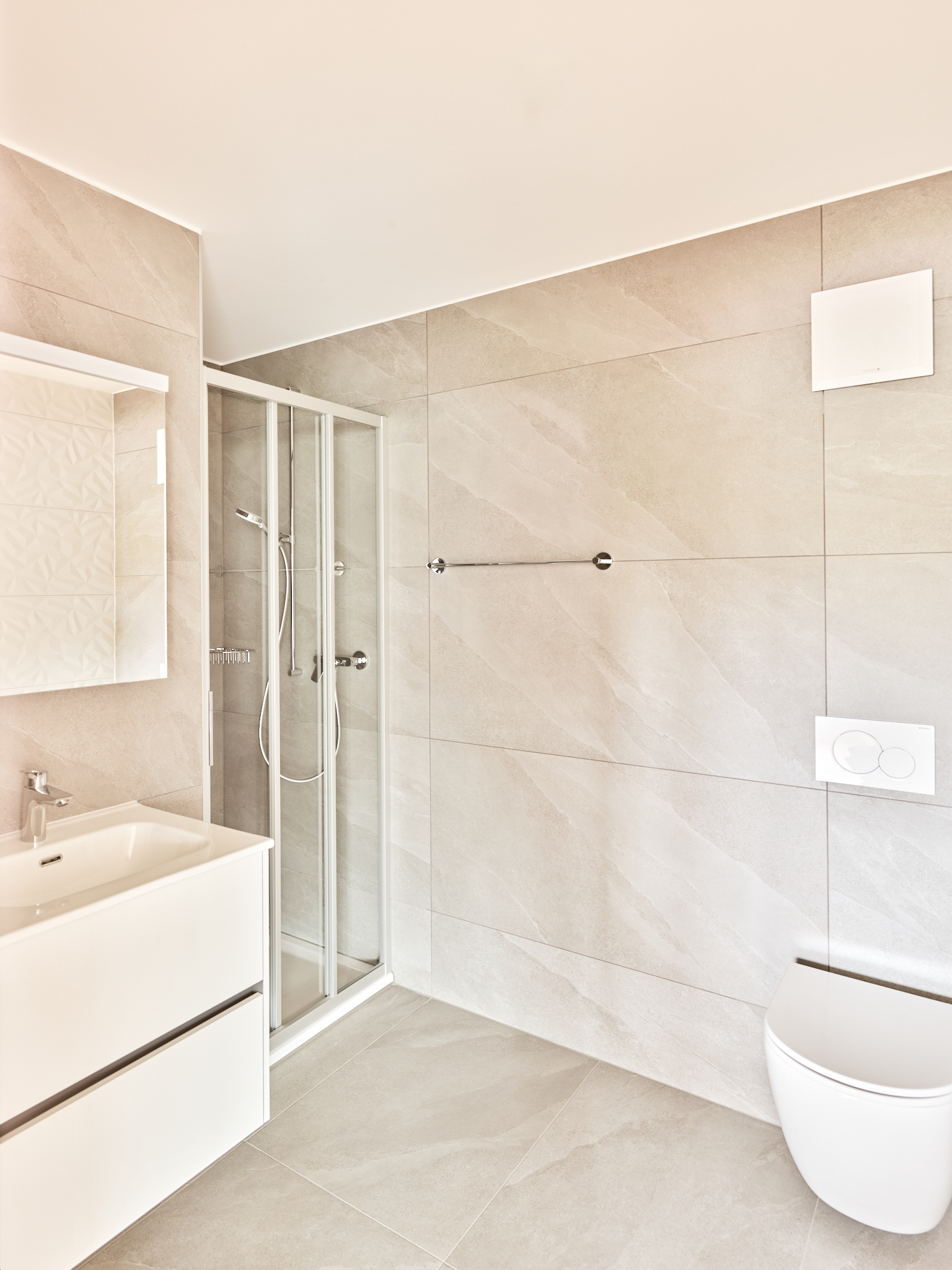 Interior view 6