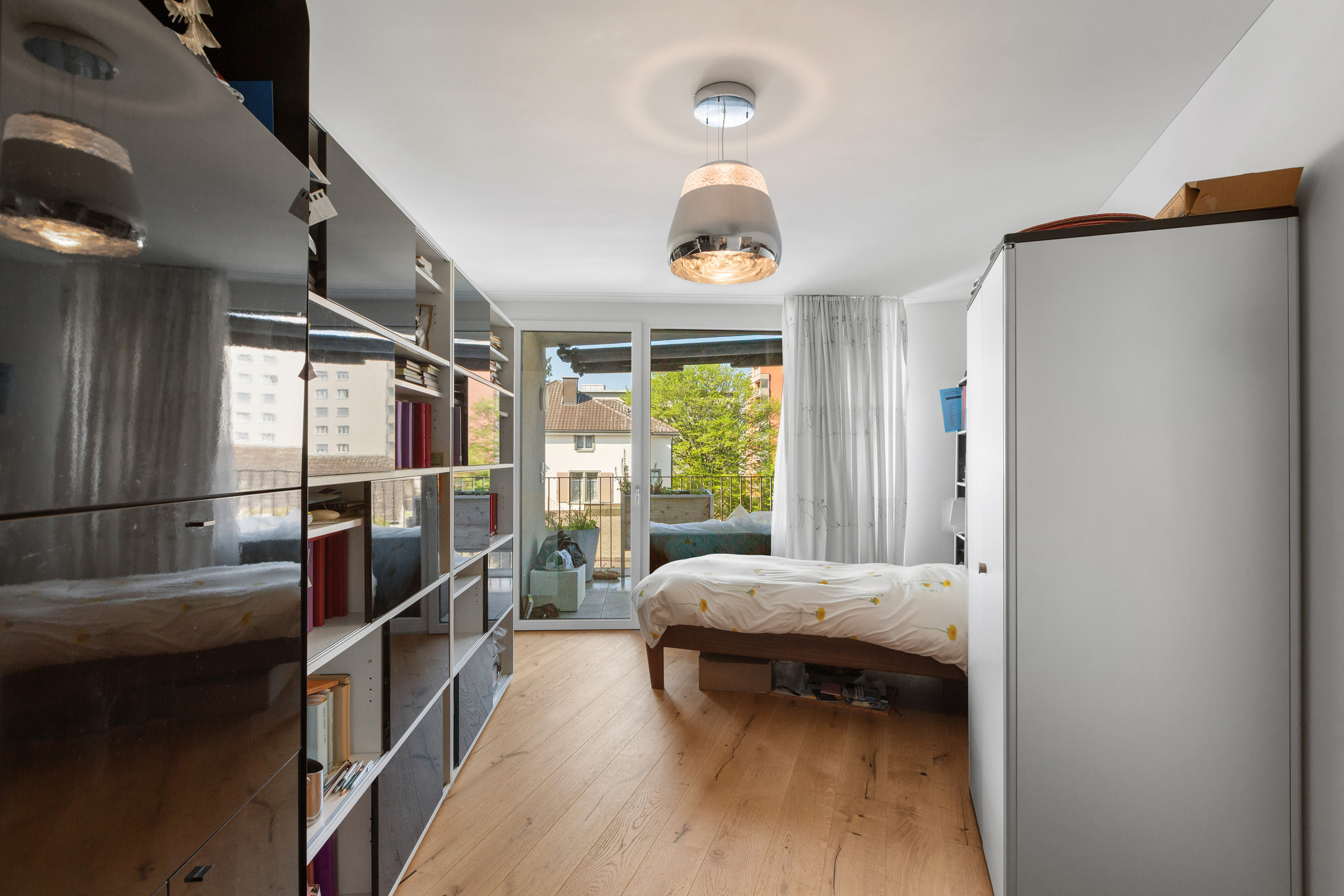 Interior view 9