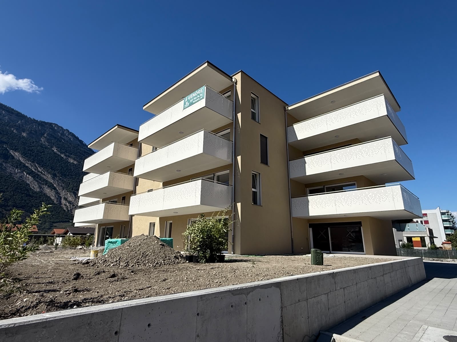 Vista esteriore 1