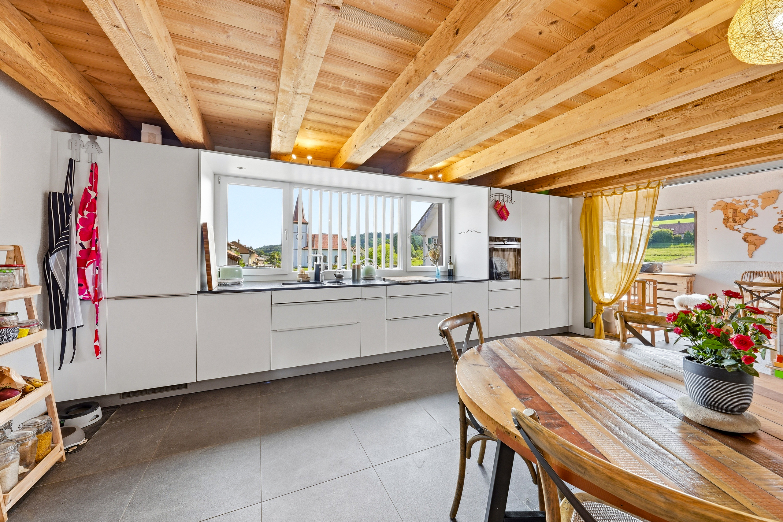 Interior view 5