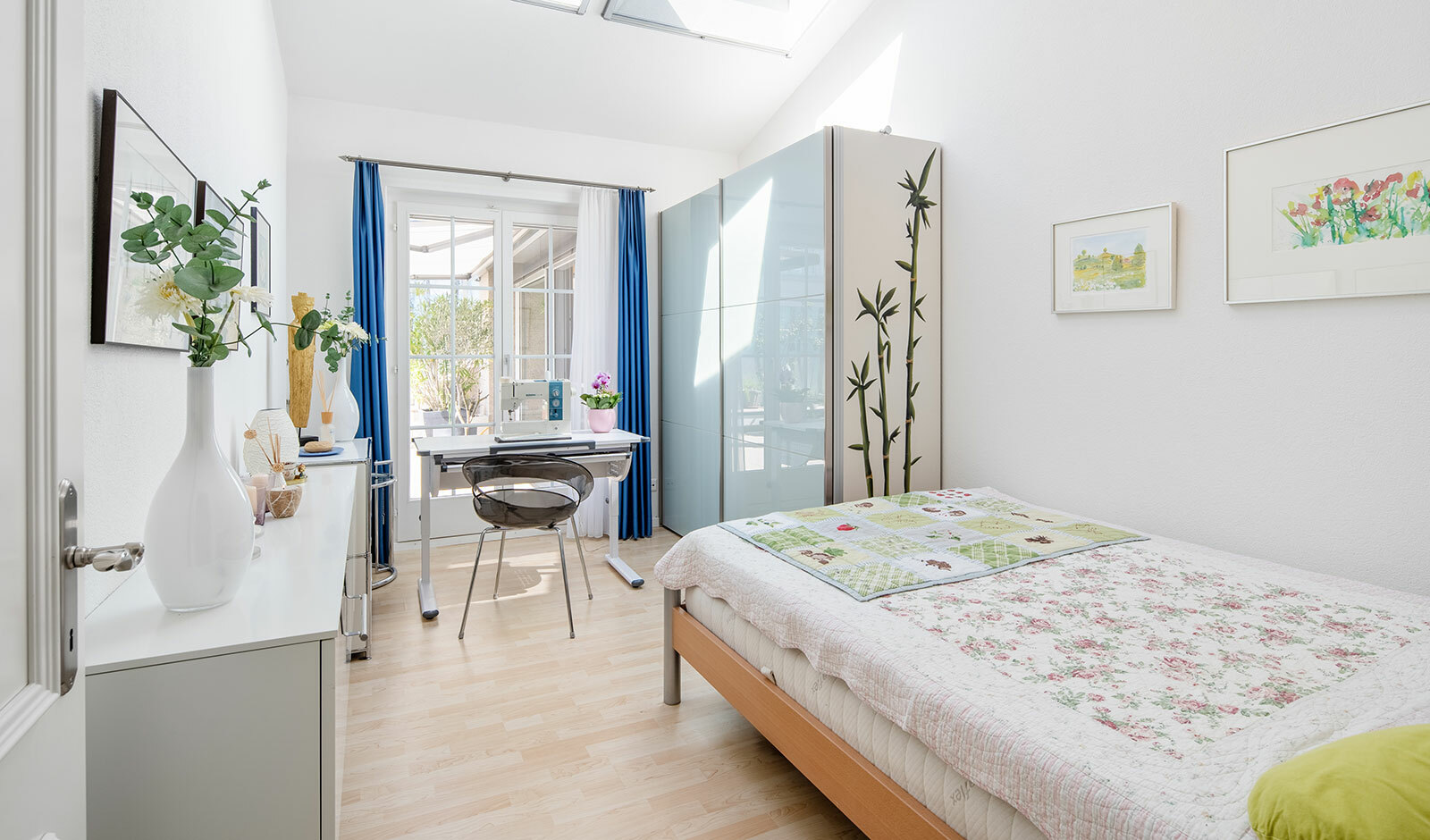 Weitere Fotos unter www.dv-immo.ch Weitere Fotos unter www.dv-immo.ch