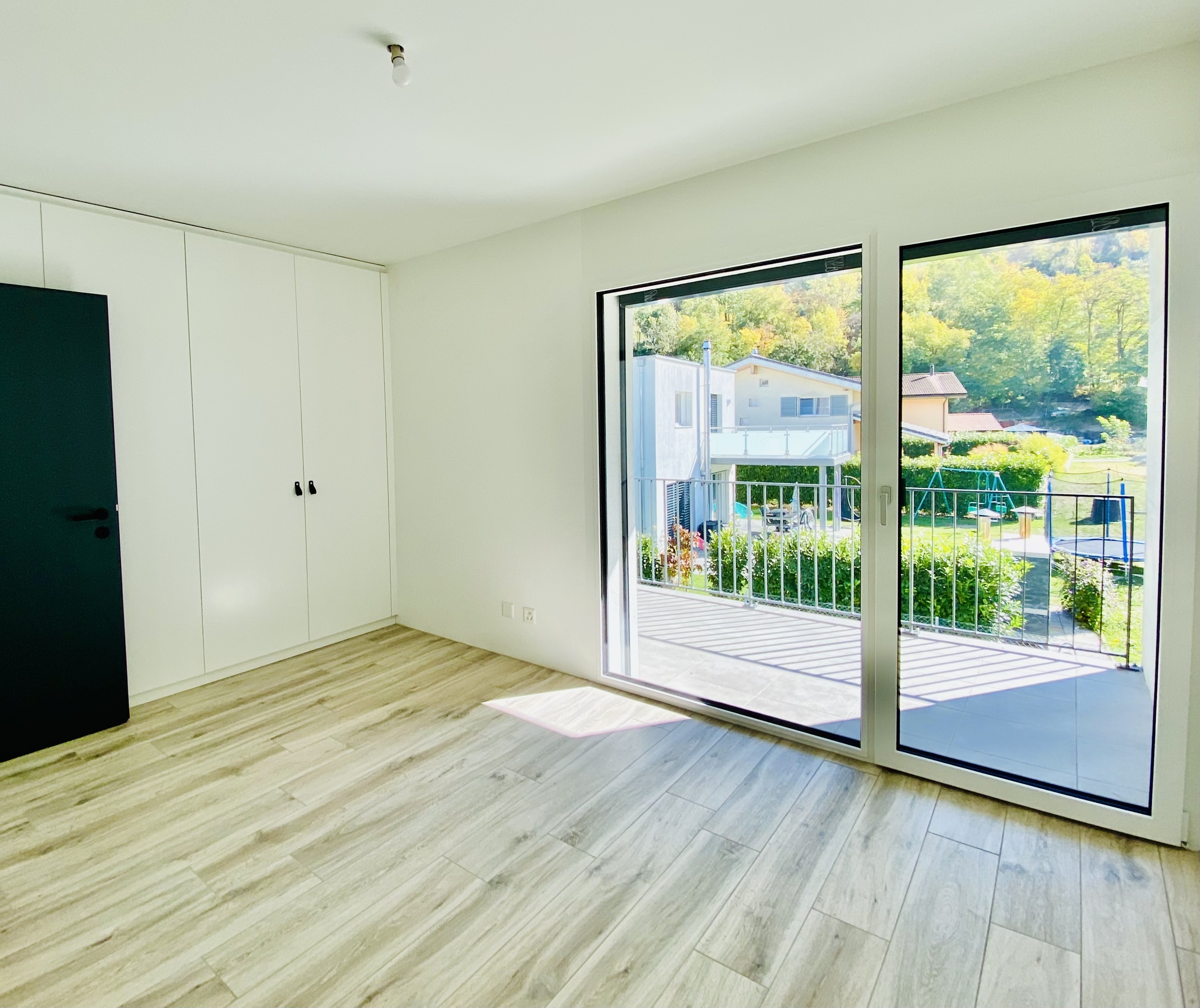 Interior view 11