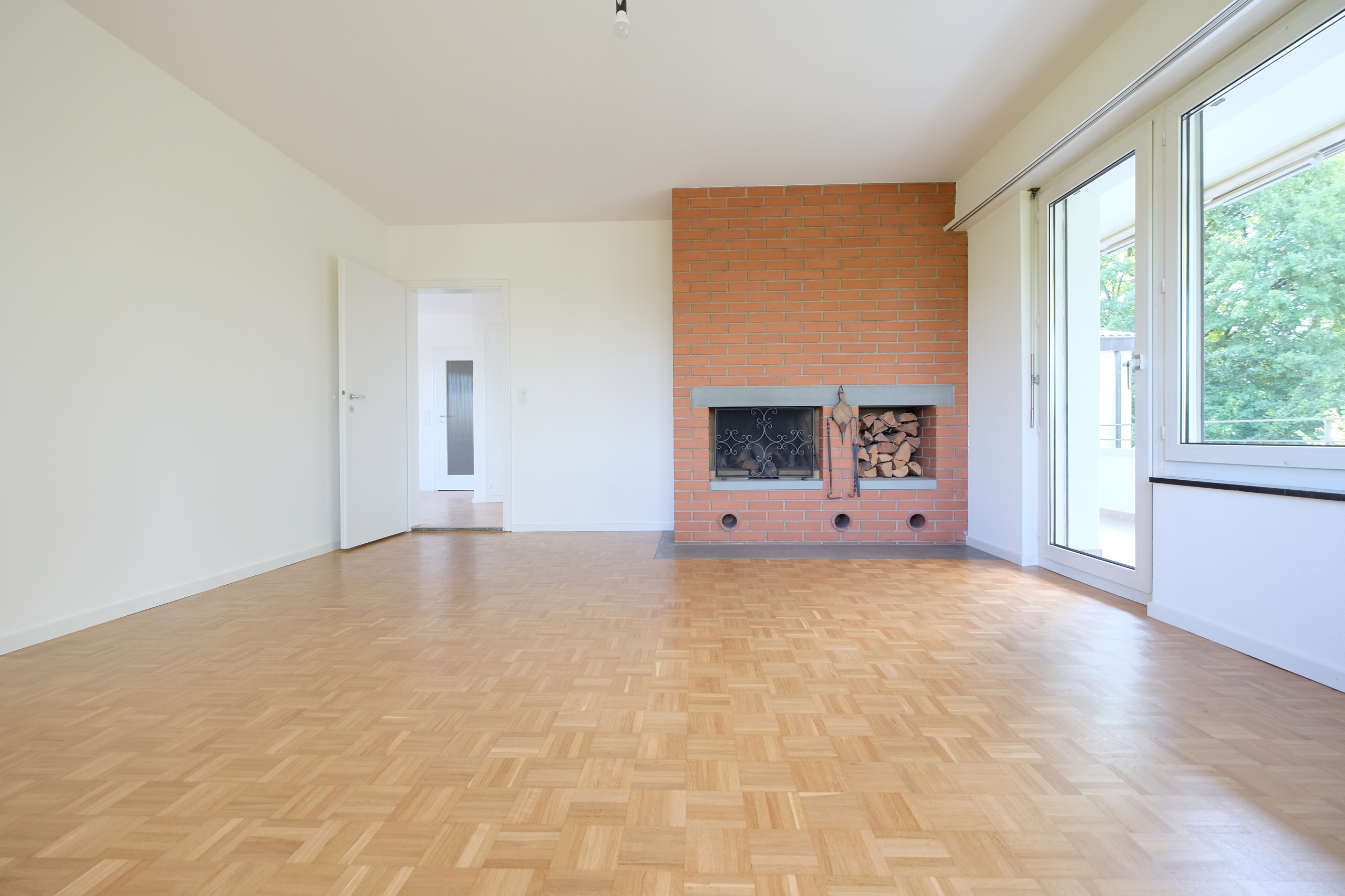 Wohnzimmer mit Kamin Wohnzimmer mit Kamin