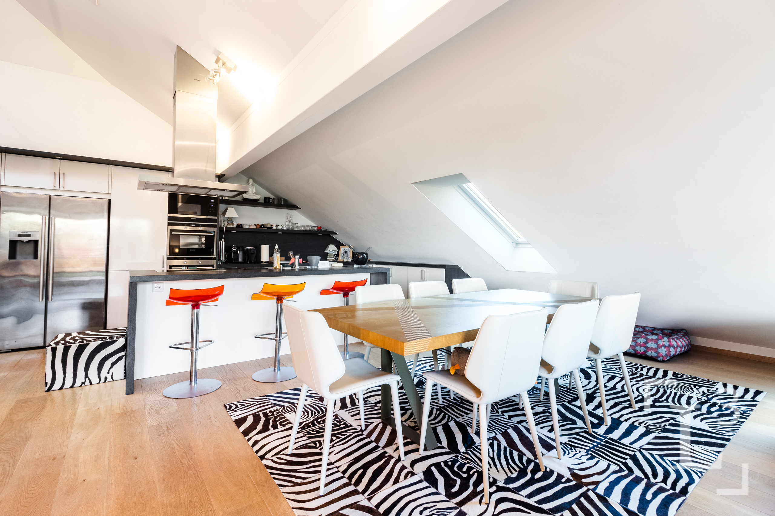 Dining Room/Kitchen Dining Room/Kitchen