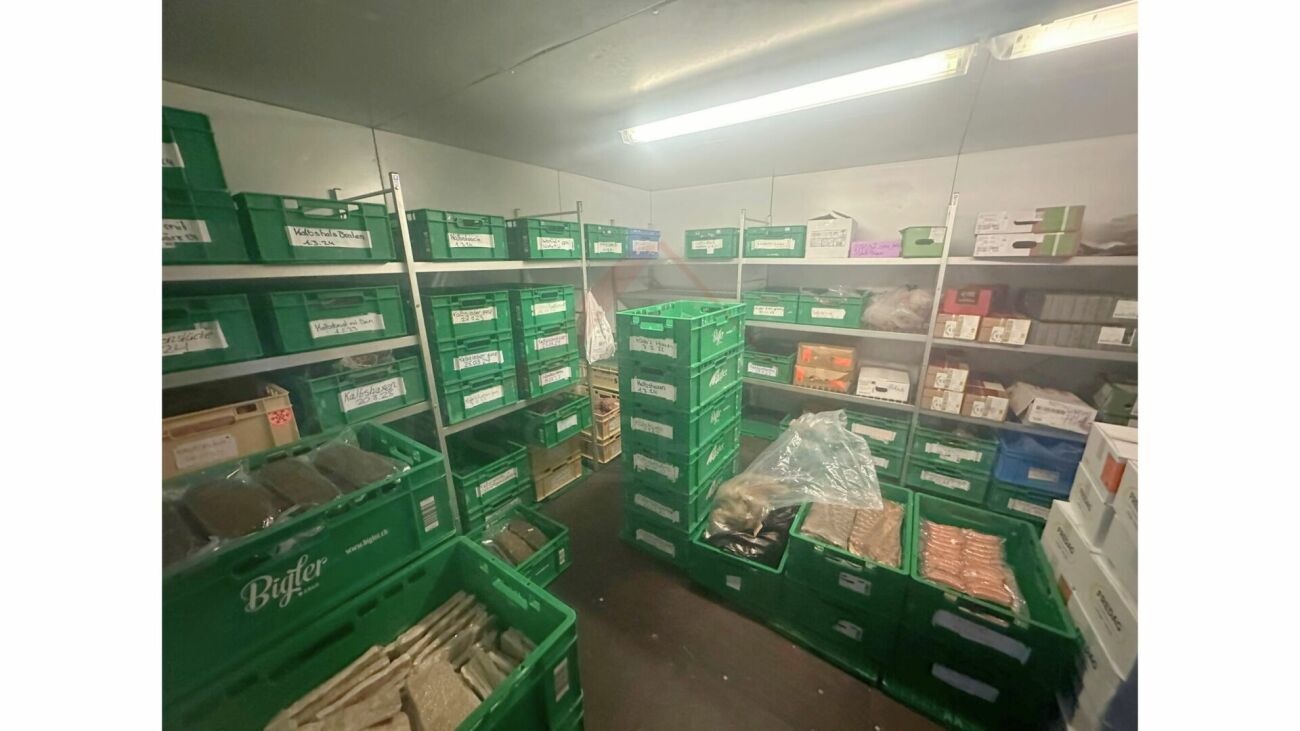 Vorratsraum / Reduit ? Réduit / cellier