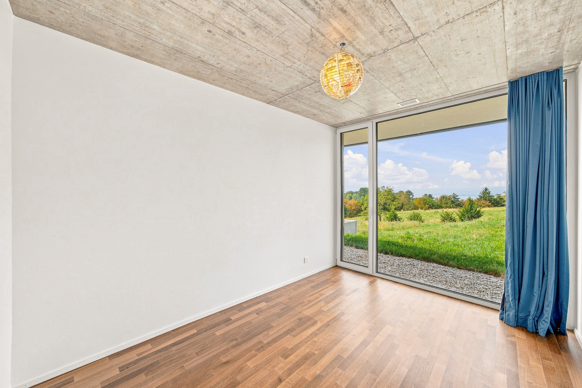 Interior view 7