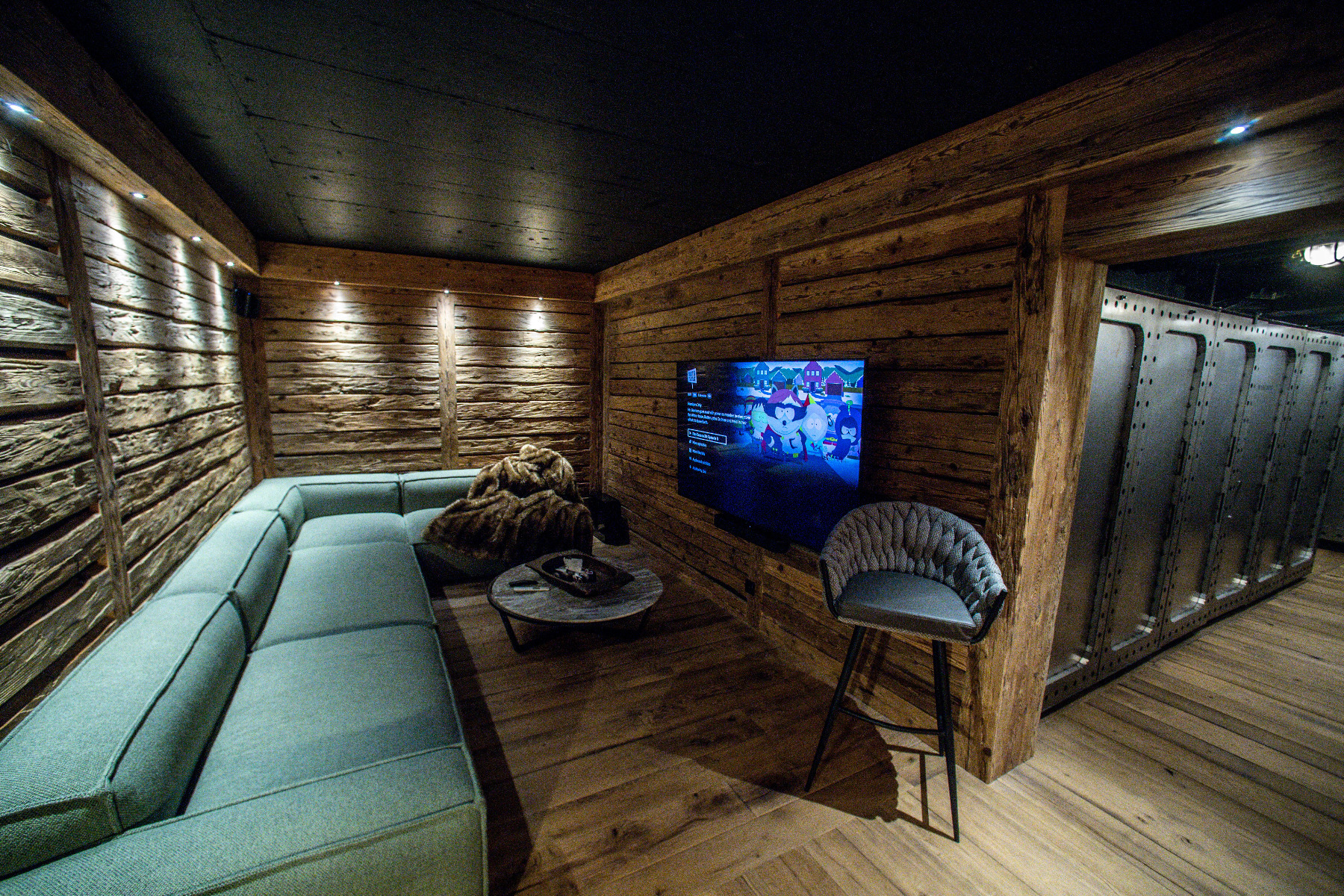 Interior view 10