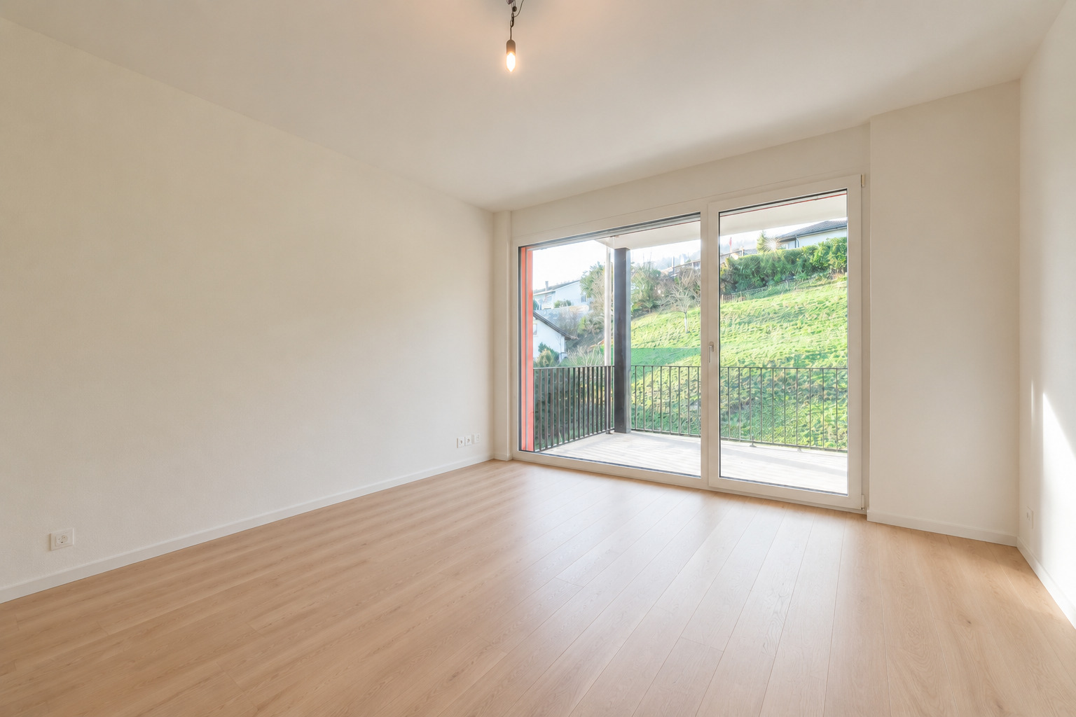 Interior view 10