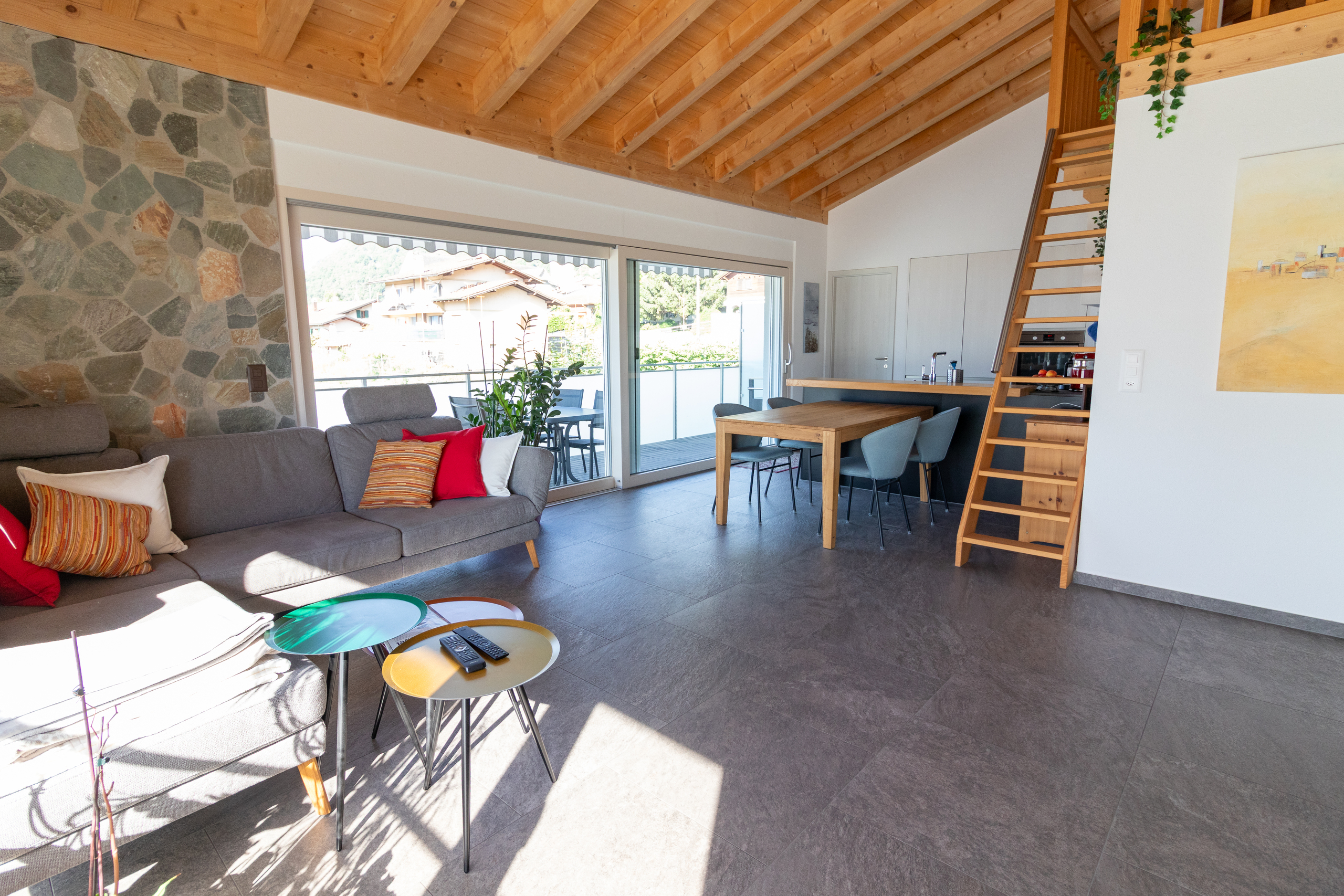 Interior view 2