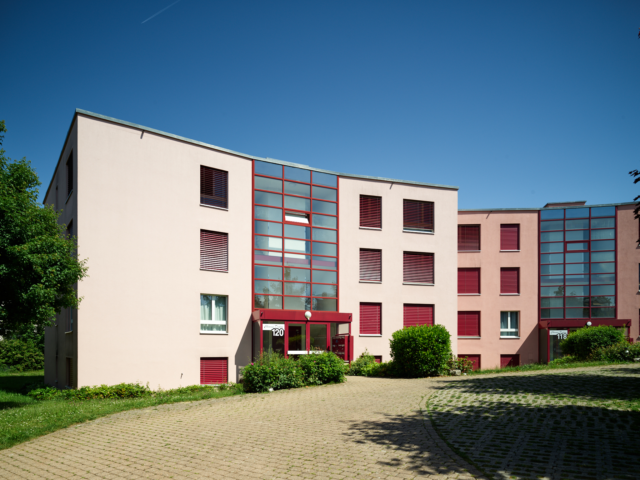 Exterior view 1