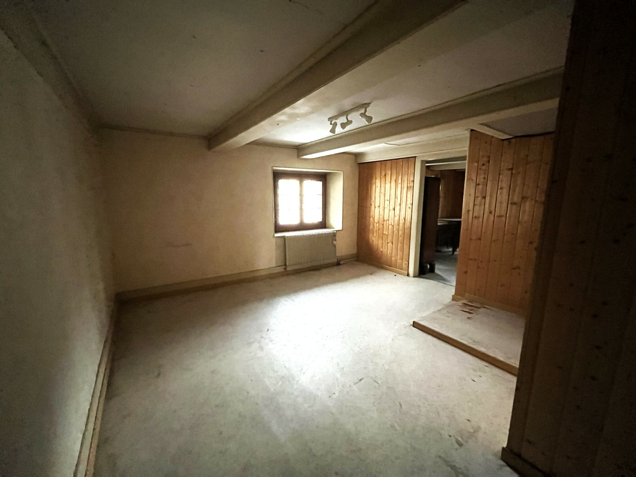 Chambre à l'étage. Chambre à l'étage.