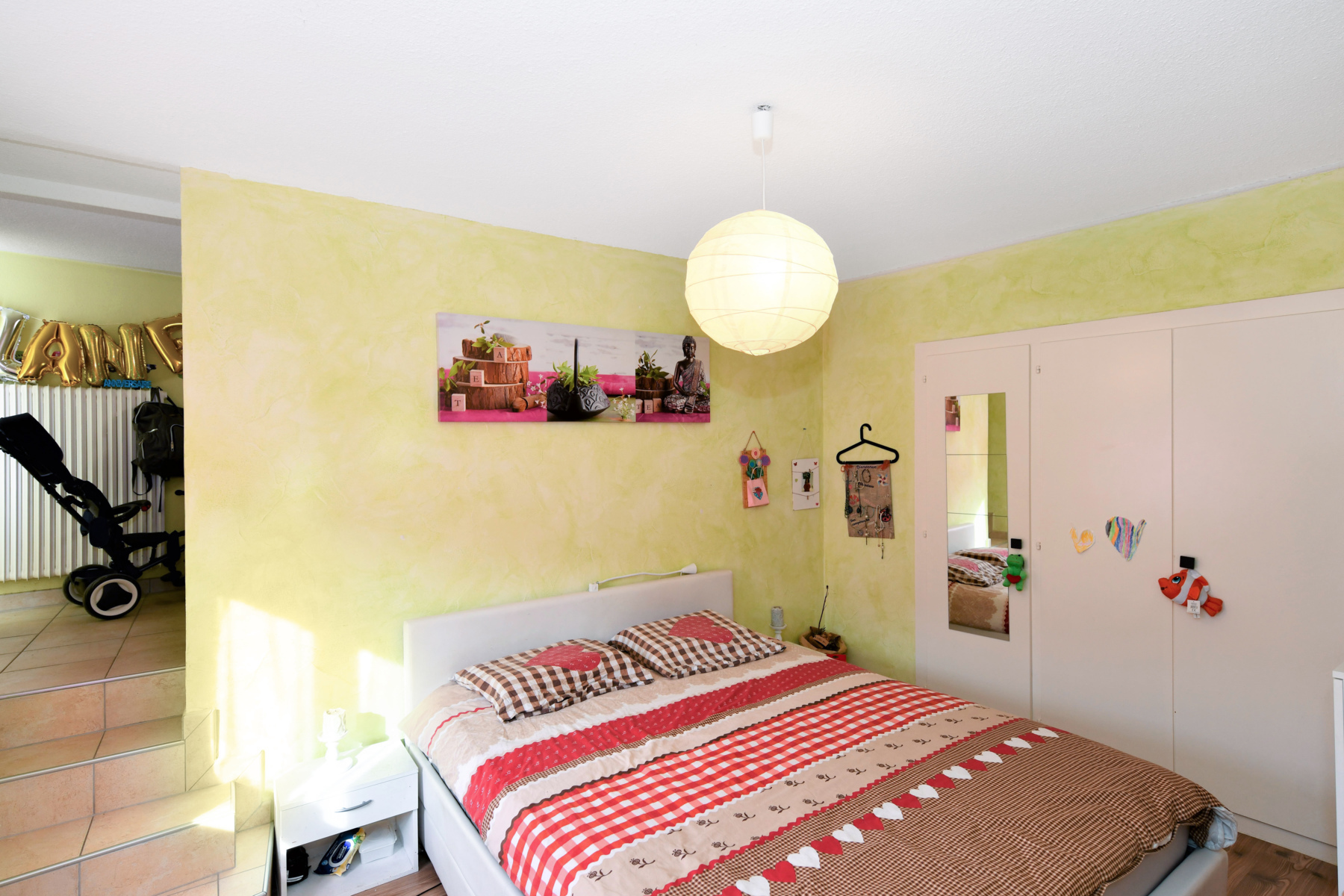 Photo 1