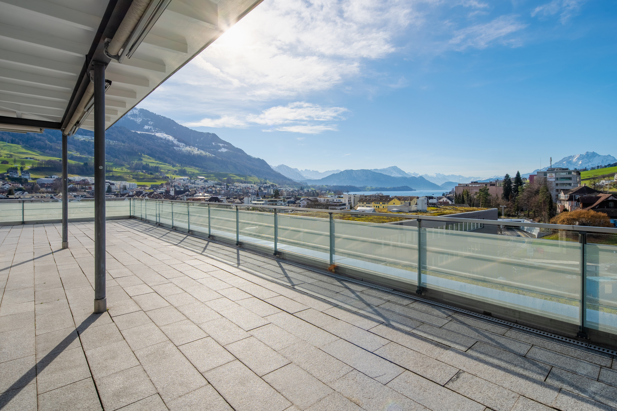 Weitere Fotos unter www.dv-immo.ch