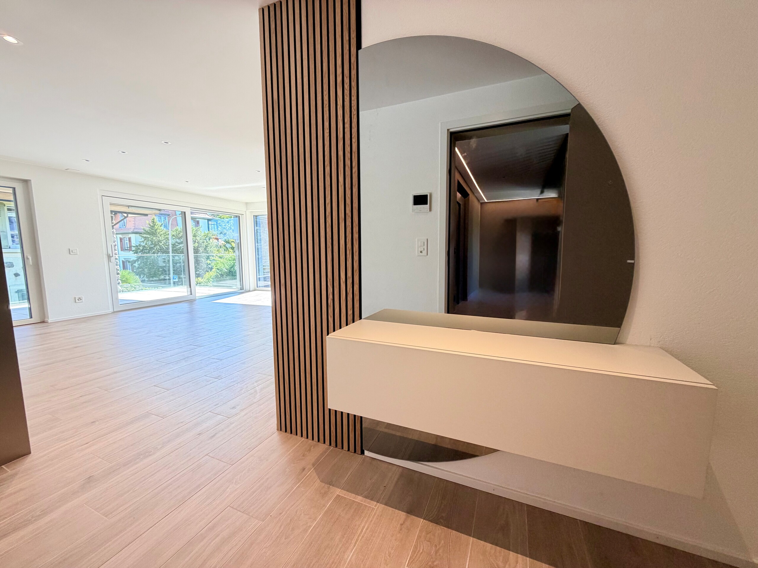 Interior view 2