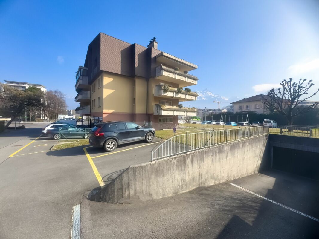 Arrière immeuble Arrière immeuble