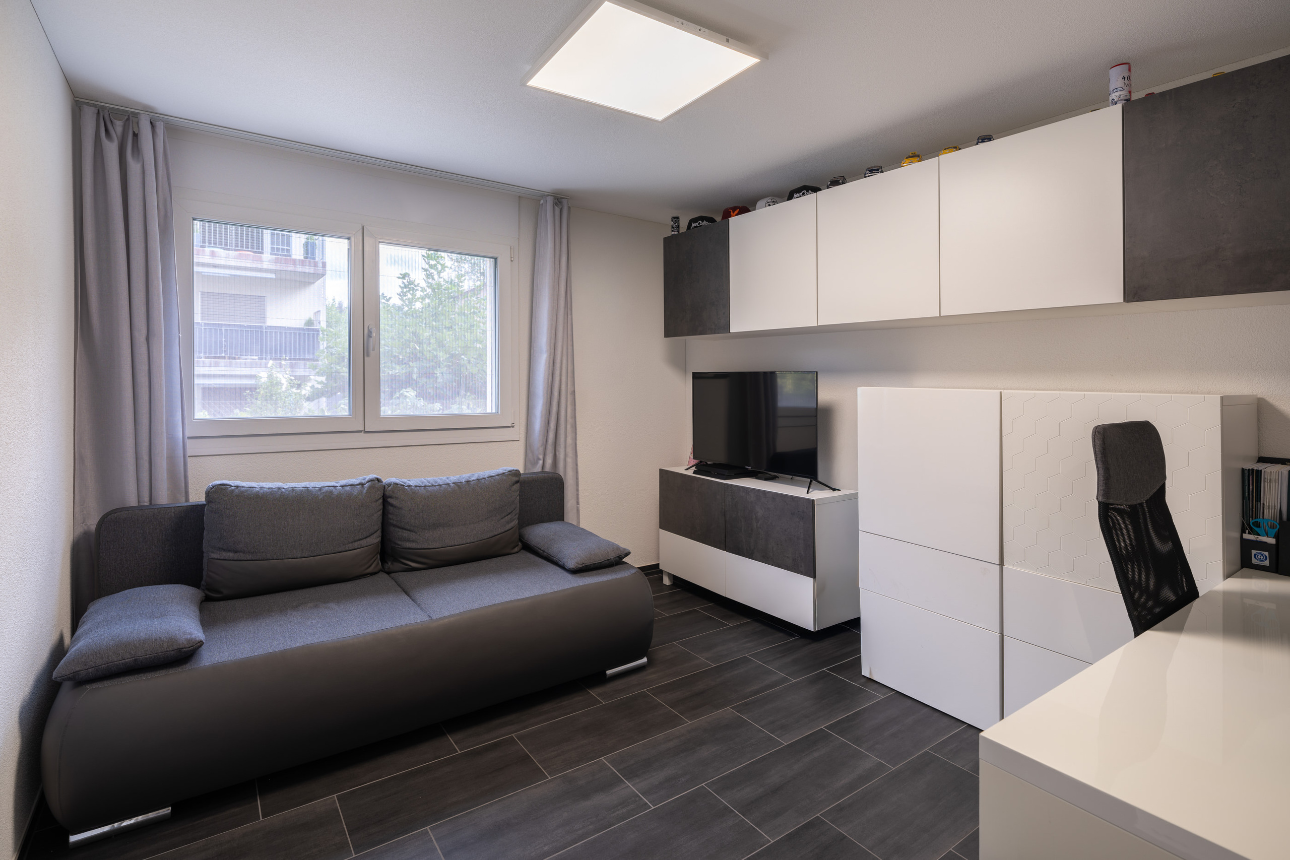 Interior view 7