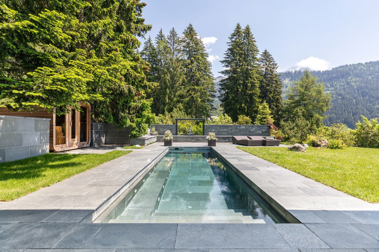 Piscine / Jacuzzi Piscine / Jacuzzi