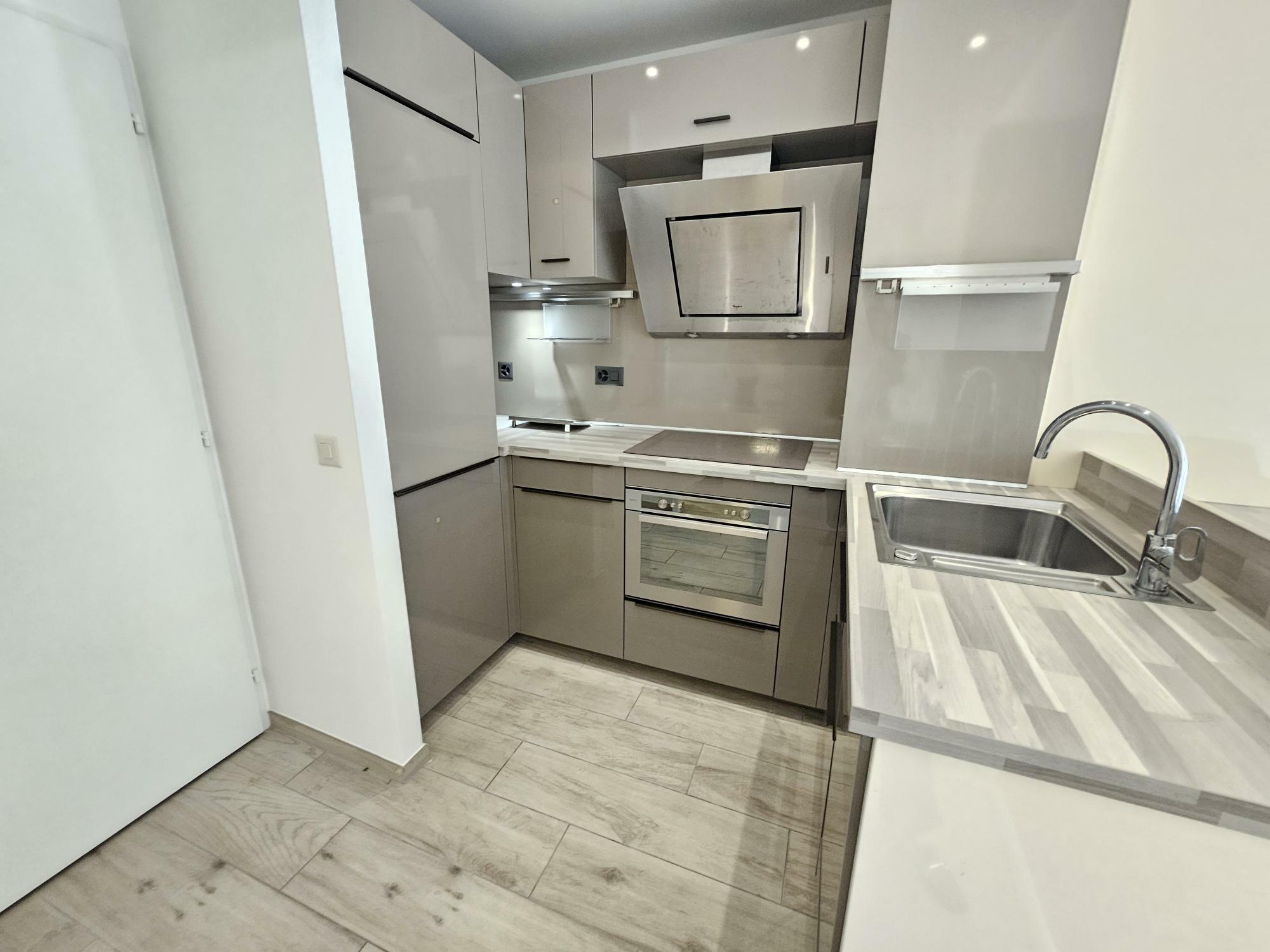 Interior view 5