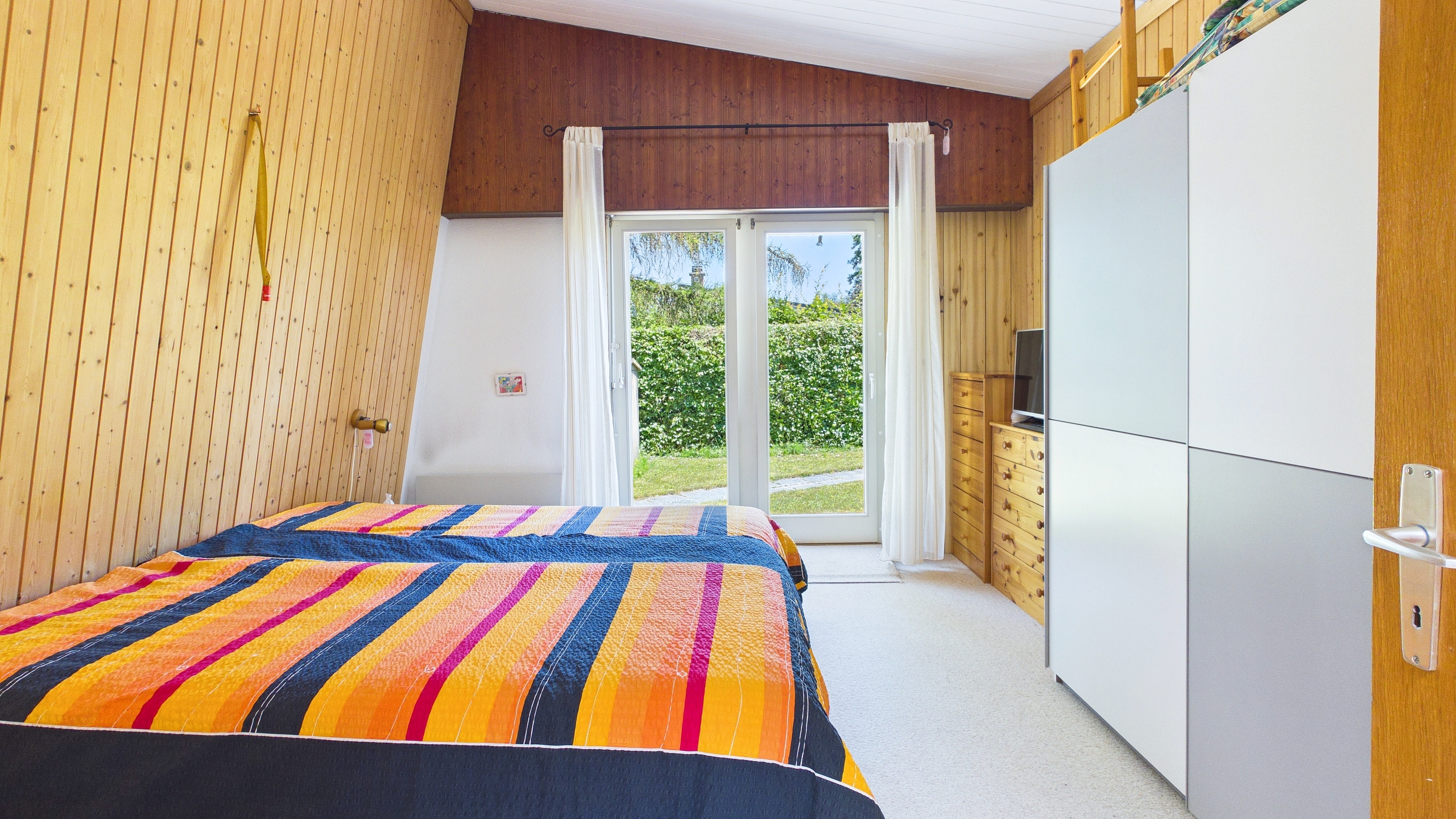 Interior view 5