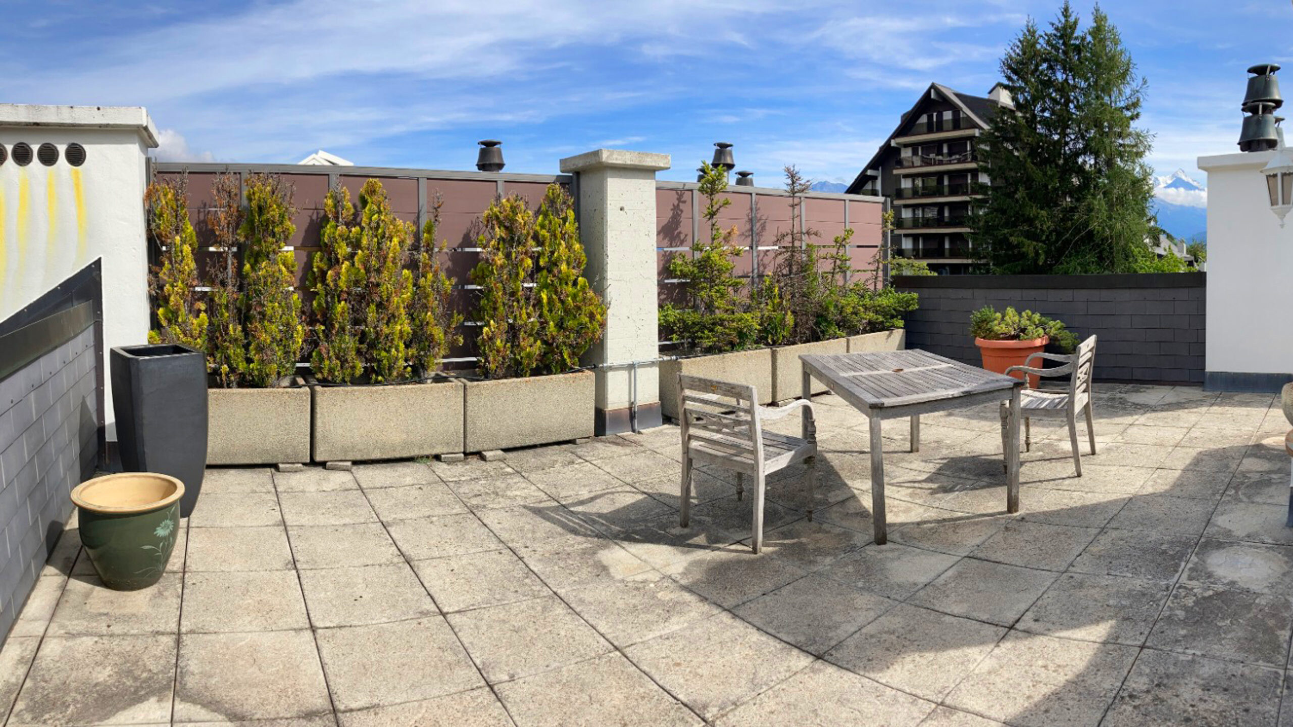 Terrasse principale - Vue 3