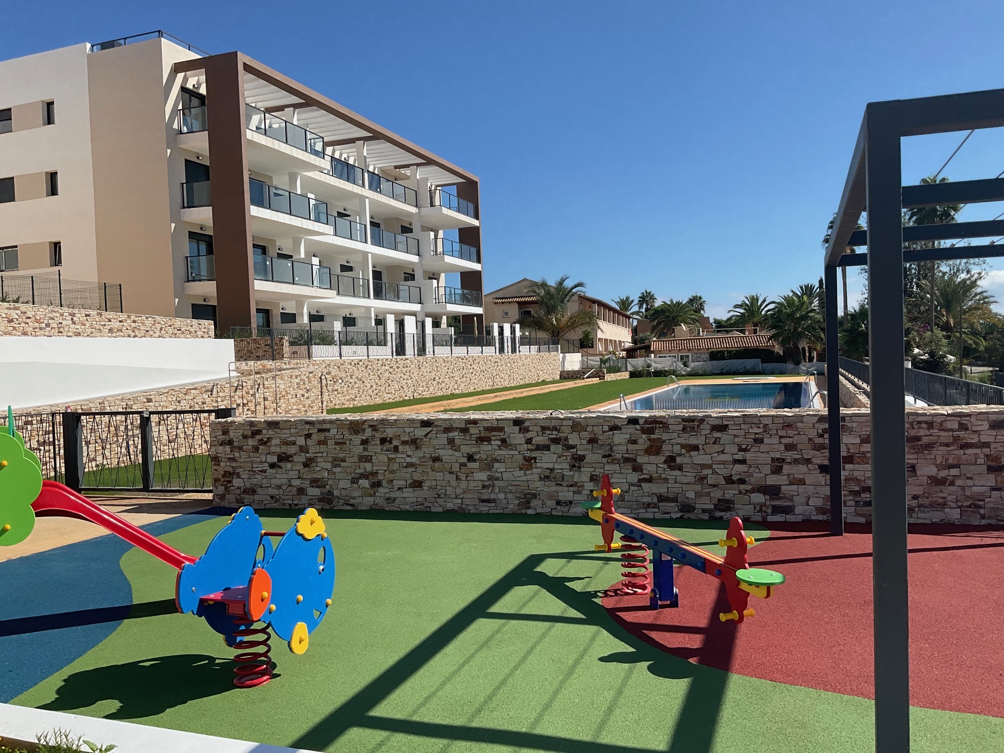 Kinderfreundliche und sicheres Areal. Kinderfreundliche und sicheres Areal.