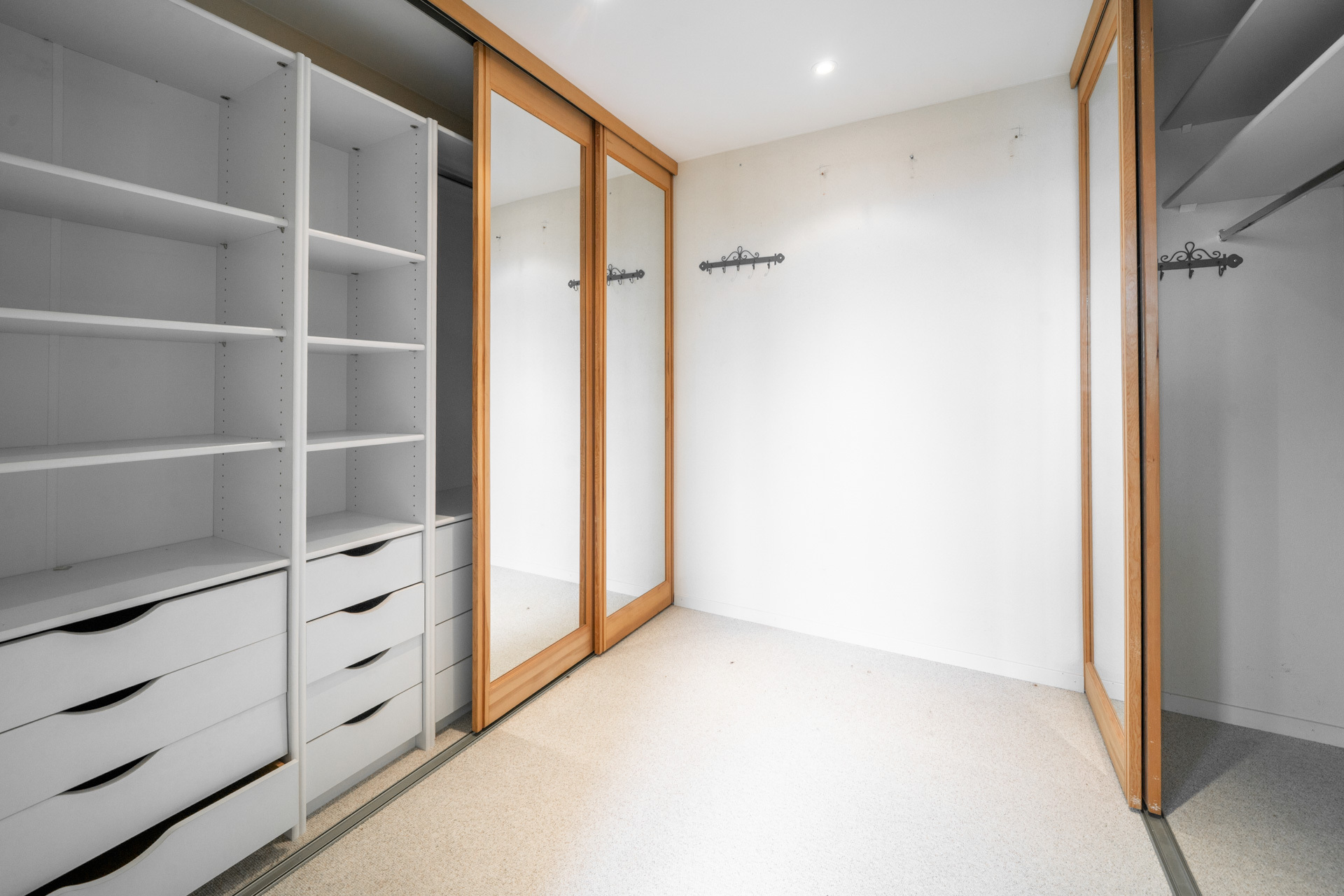 Interior view 12