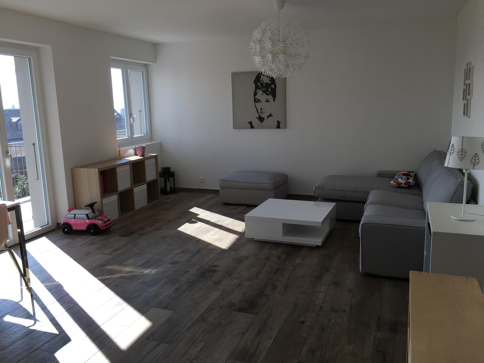 Photo 1