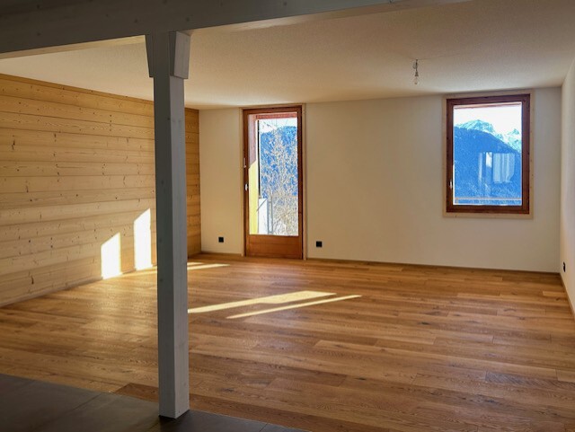 Interior view 4