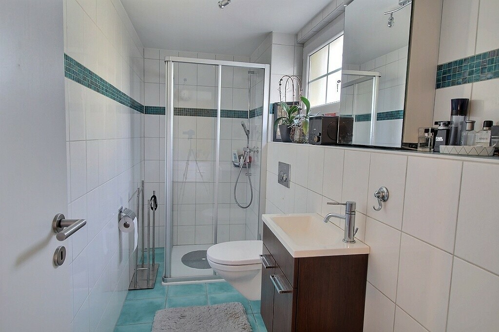 salle de bains disponible