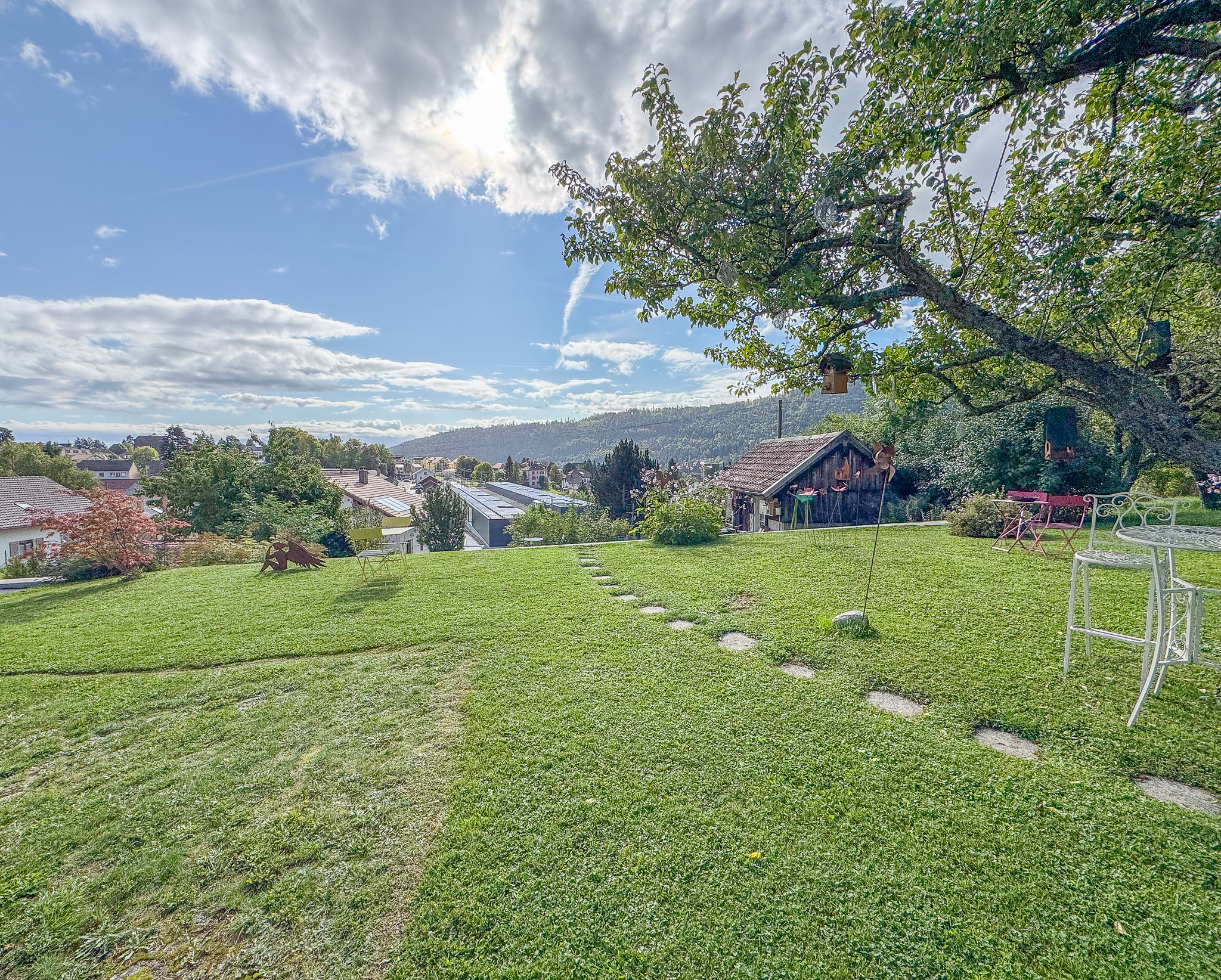 Beau jardin entretenu  Beau jardin entretenu