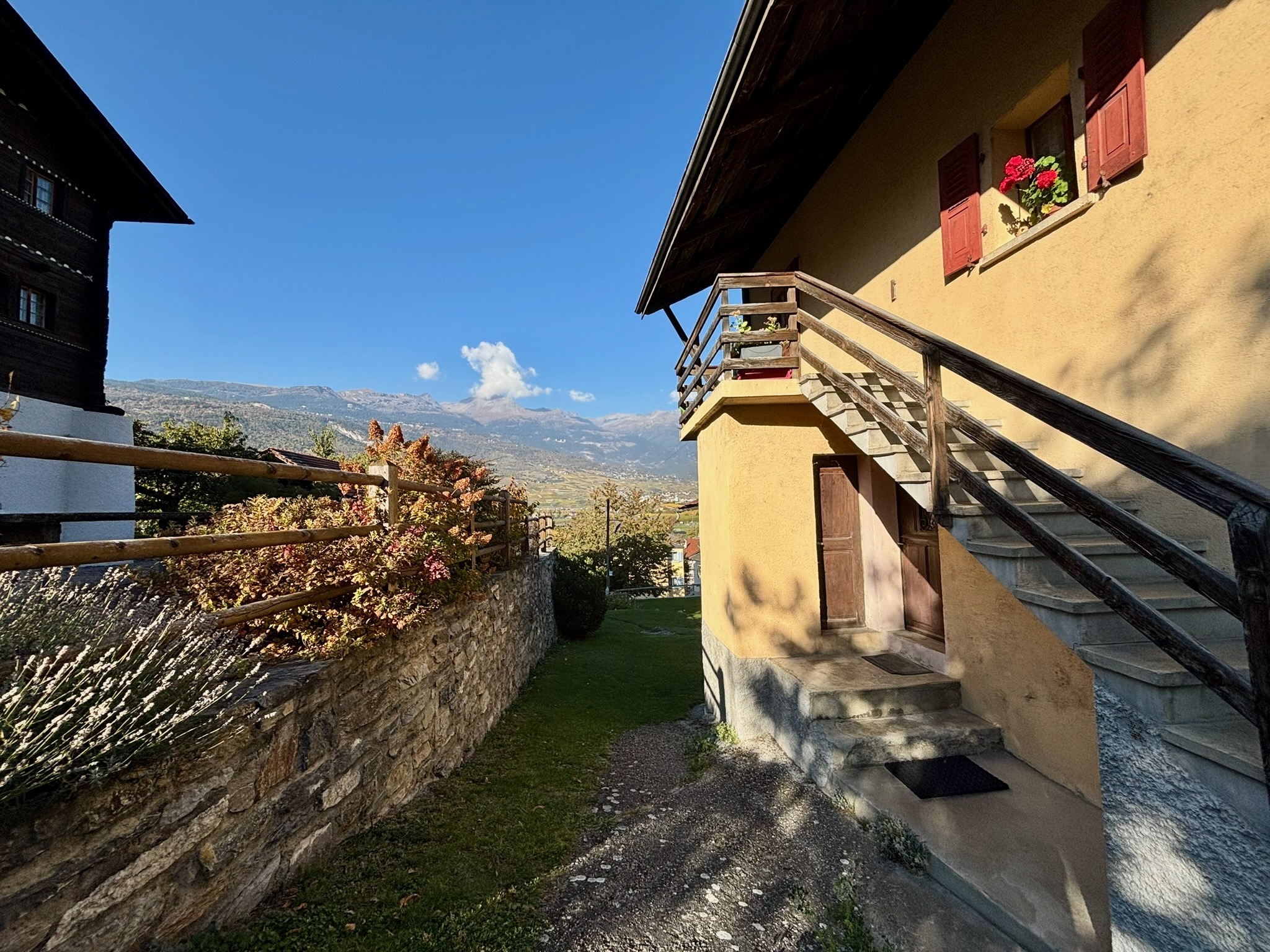 Exterior view 2