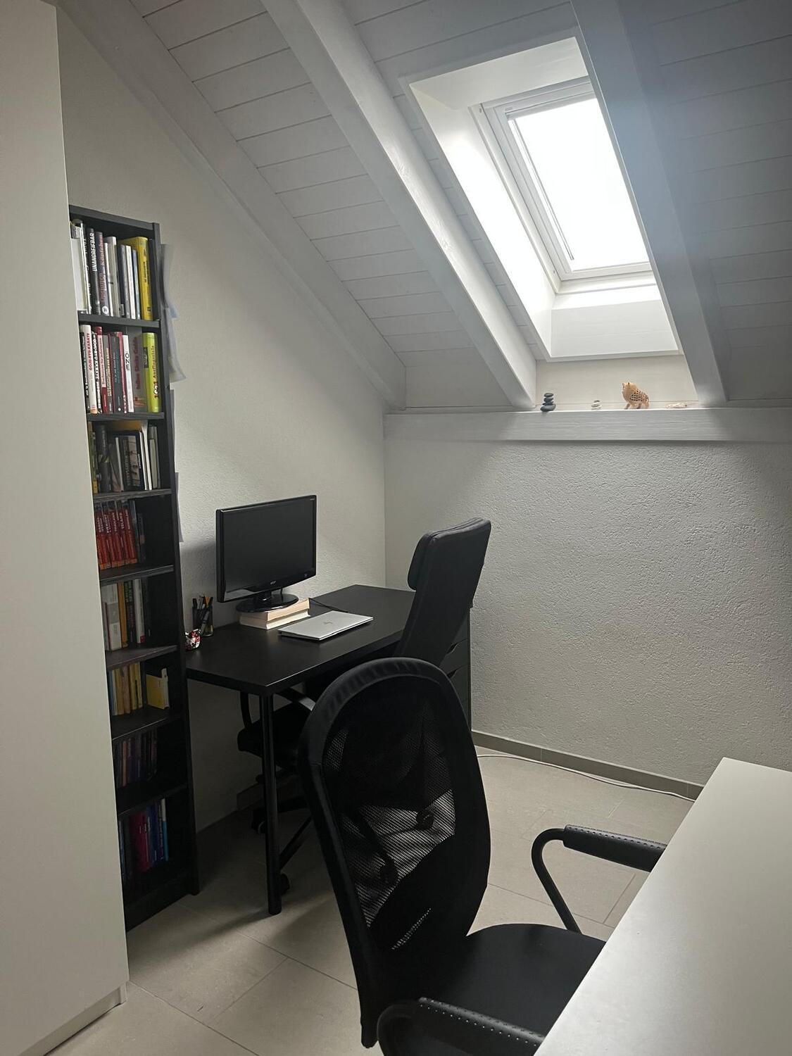 Photo 8