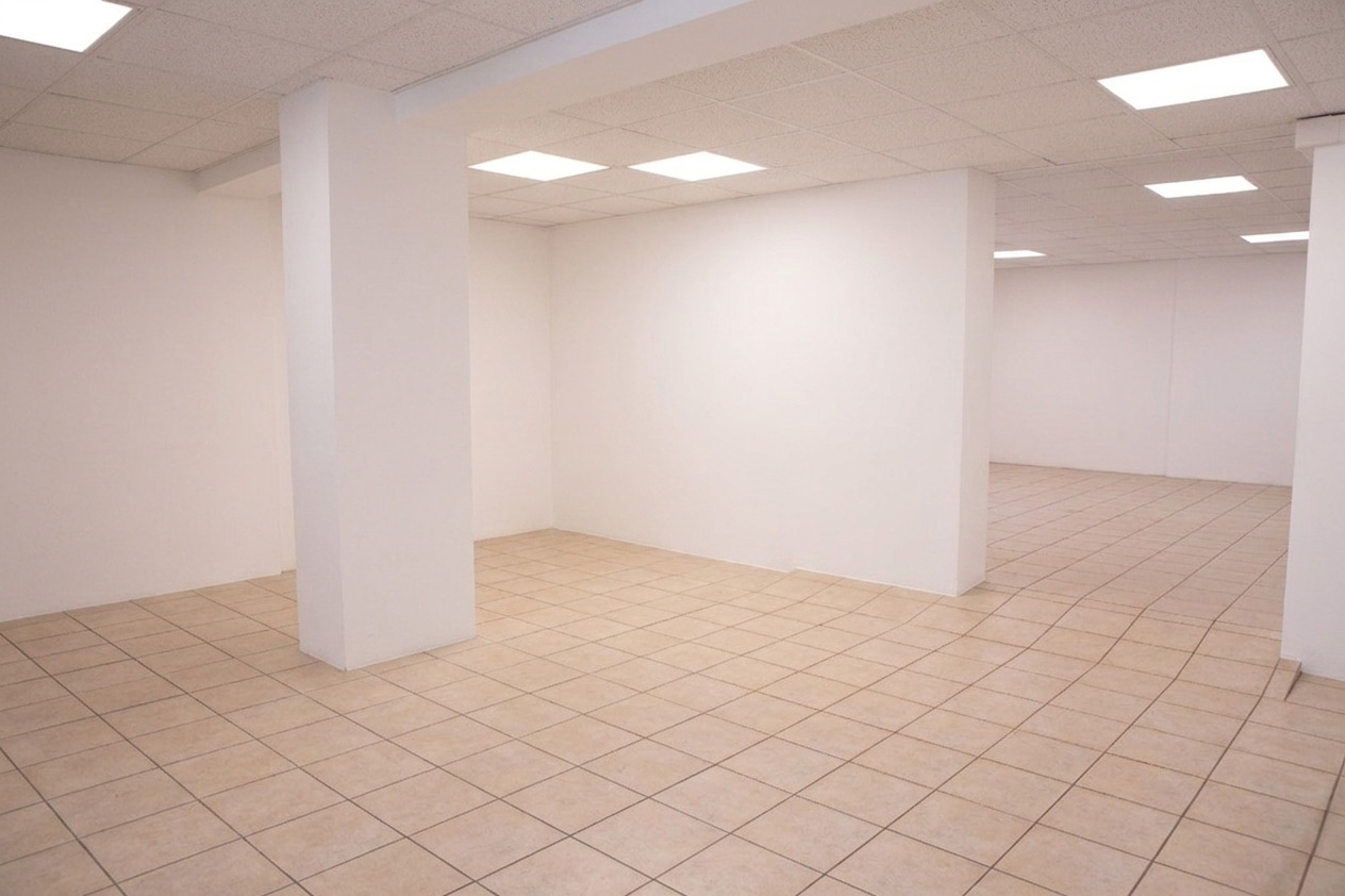 Interior view 9