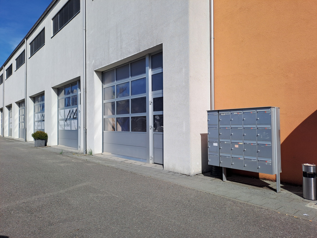 Photo 1