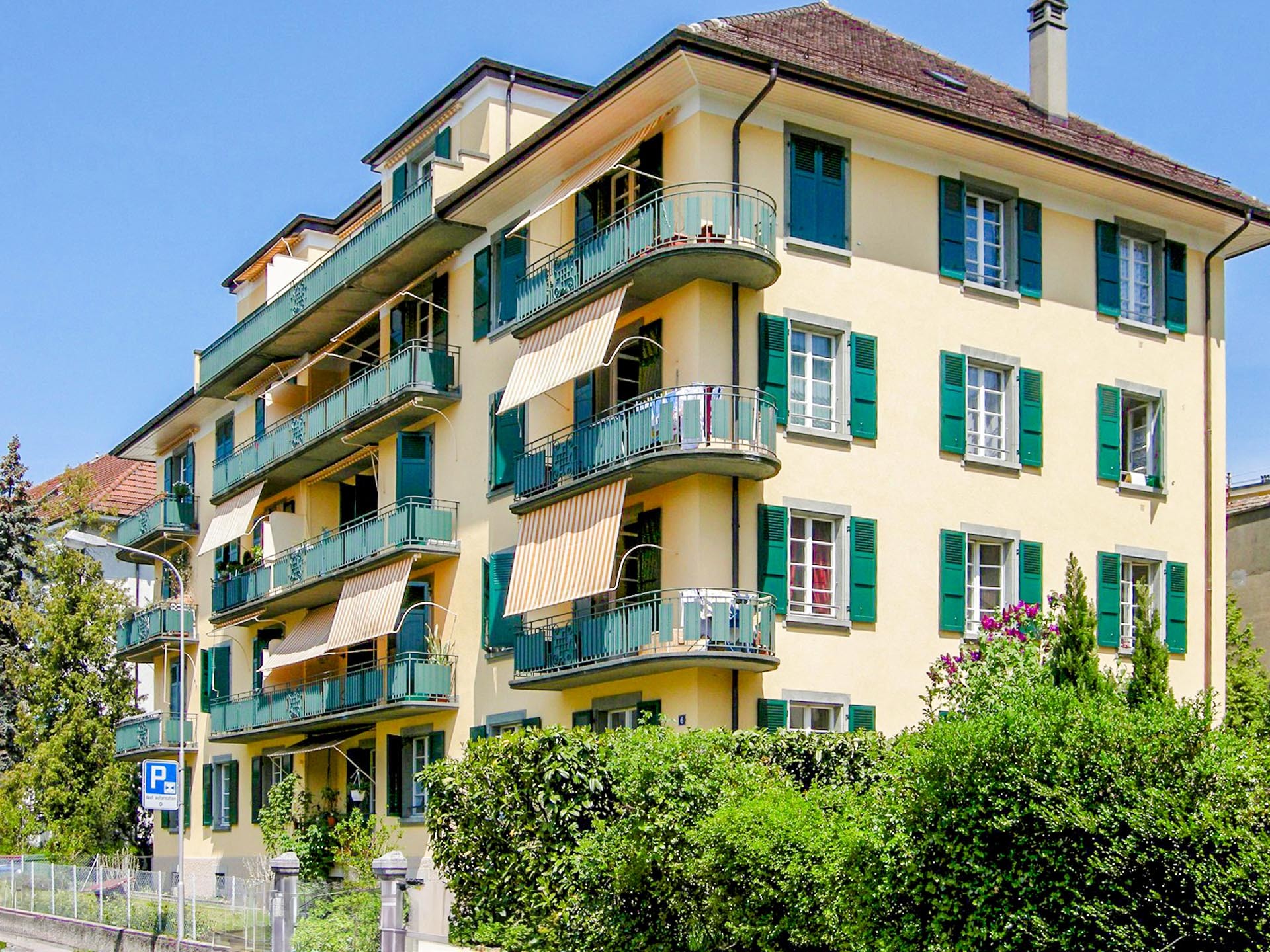 Façade