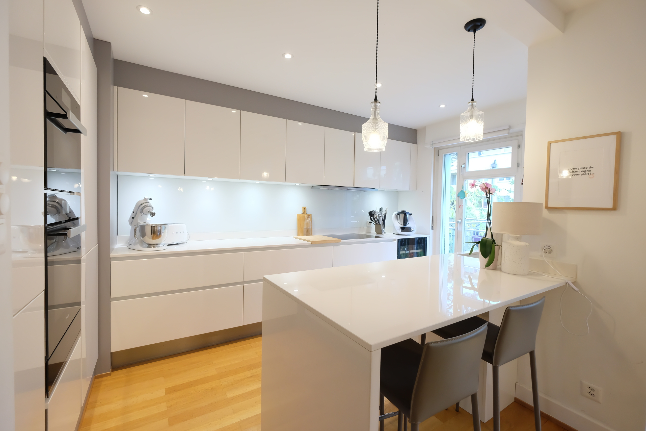 Küche mit Ausgang Garten Küche mit Ausgang Garten