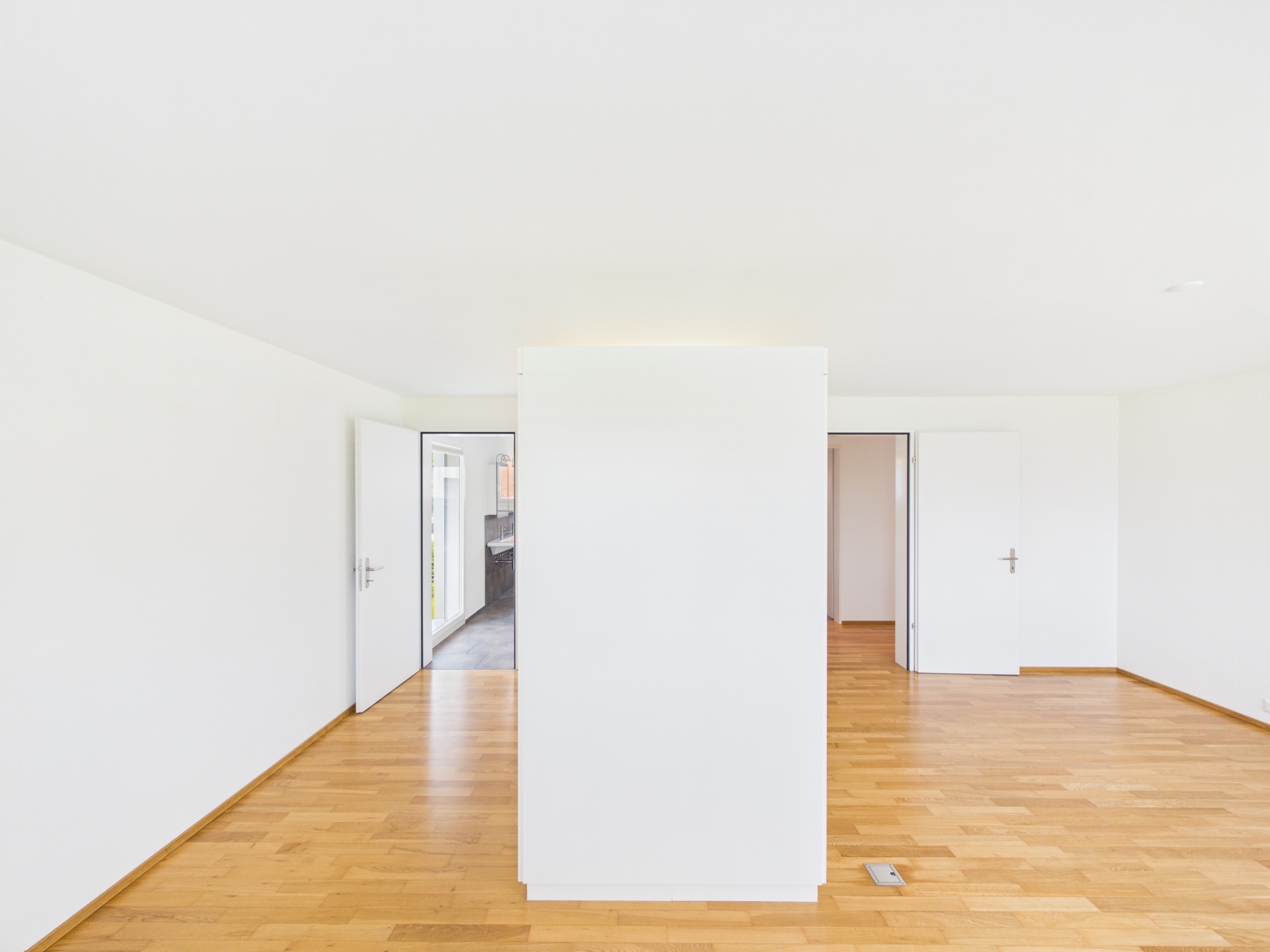 Interior view 6