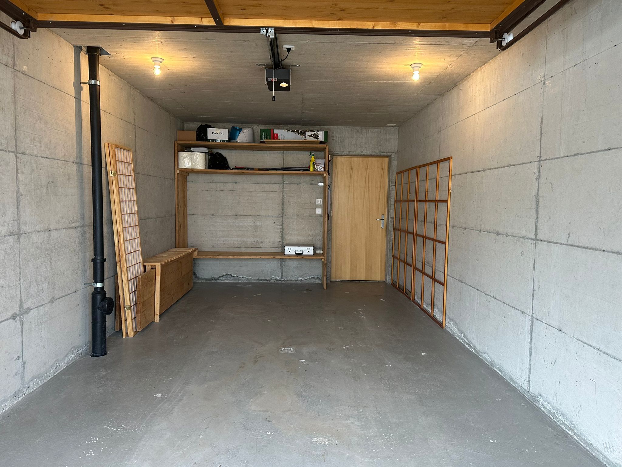 Interior view 8