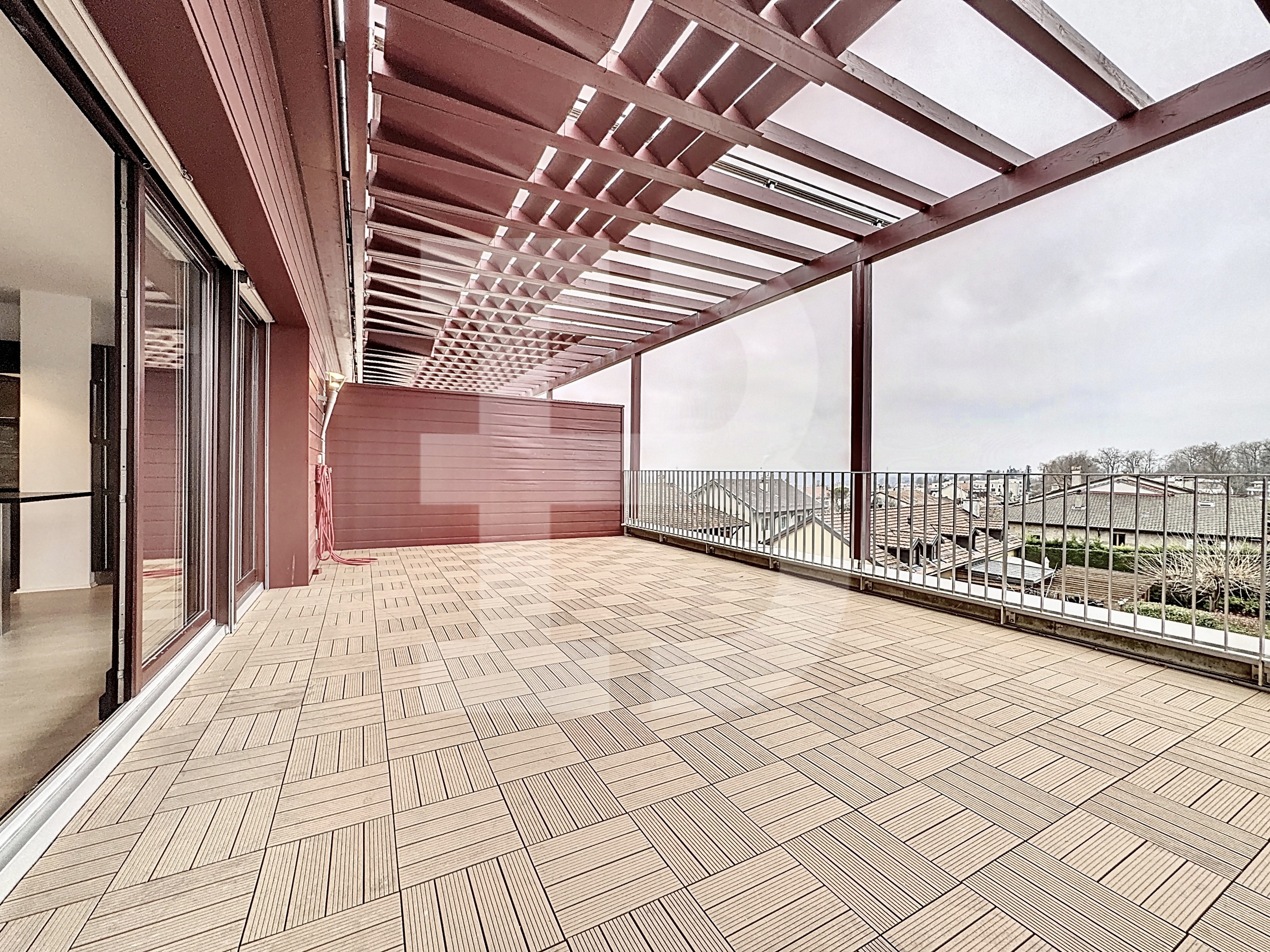 Terrasse de plus de 30m2