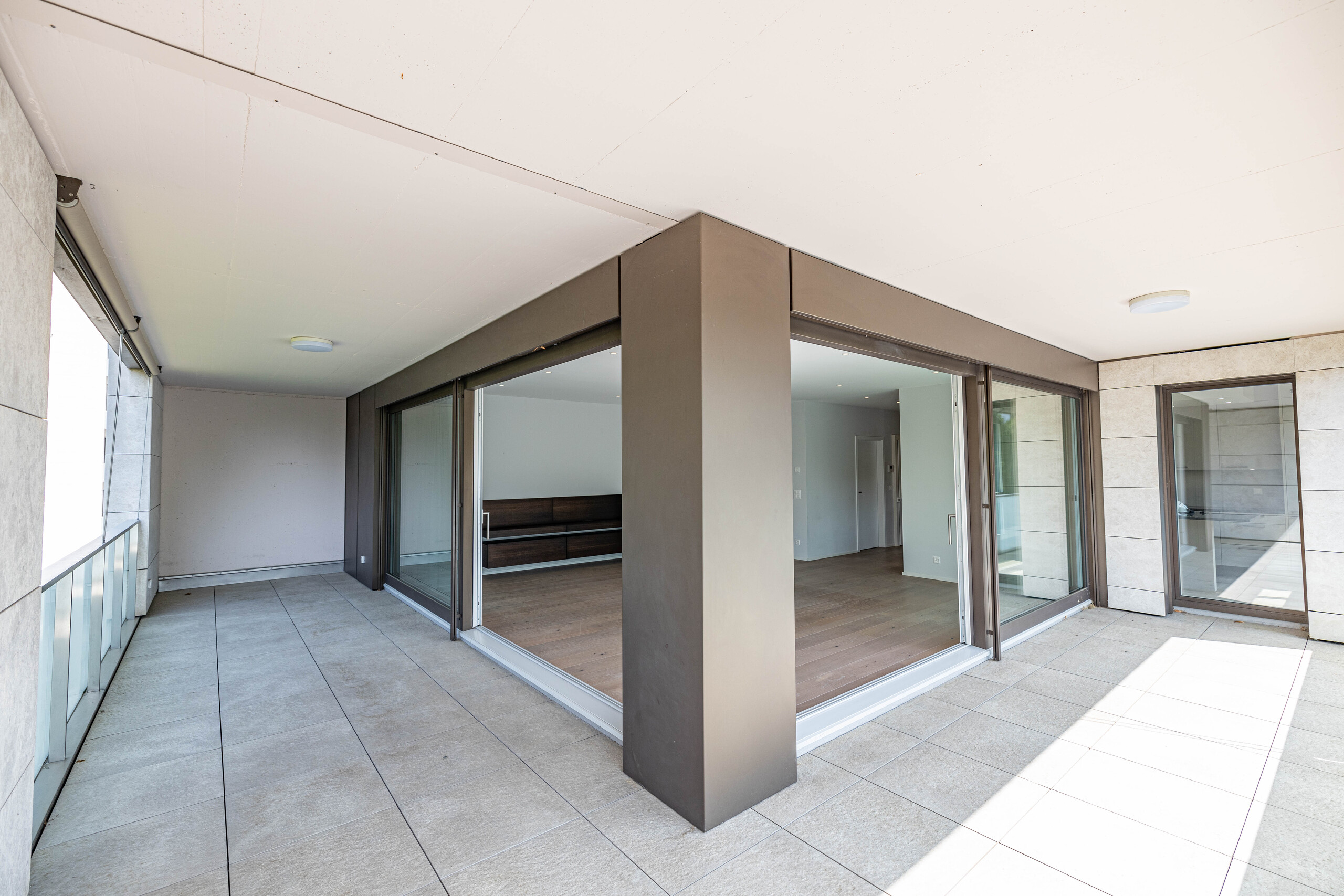 Exterior view 2