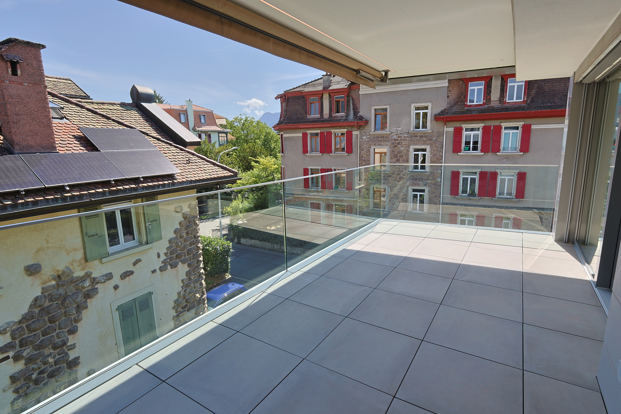 Exterior view 1