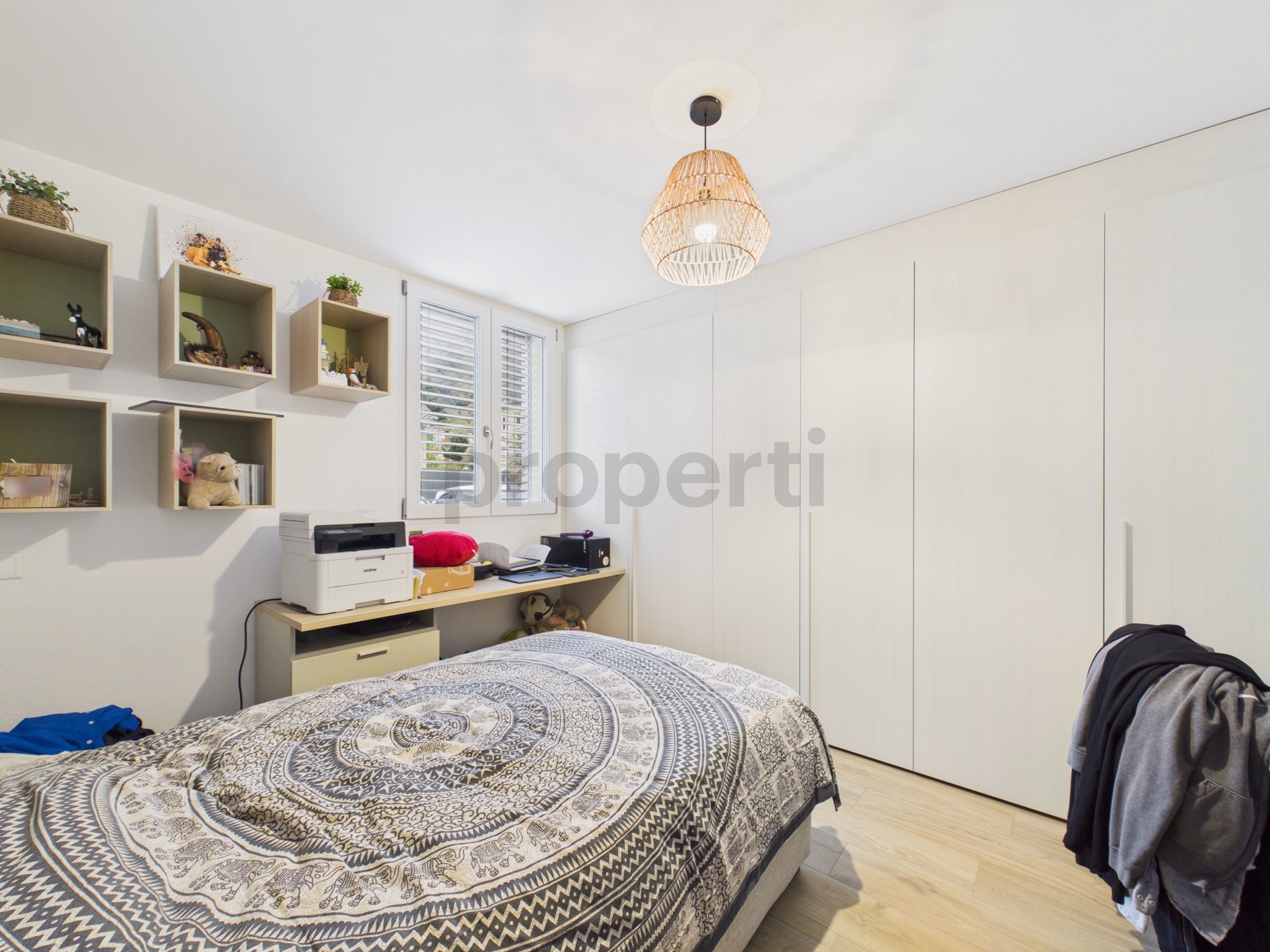 Photo 6