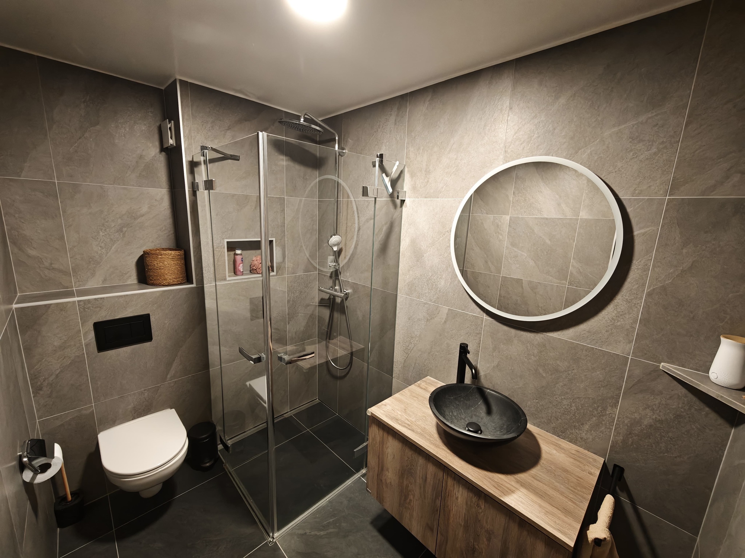 Interior view 2