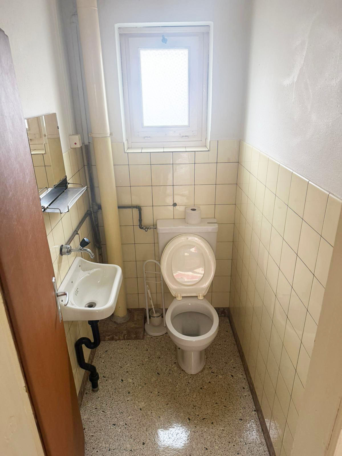 Photo 6