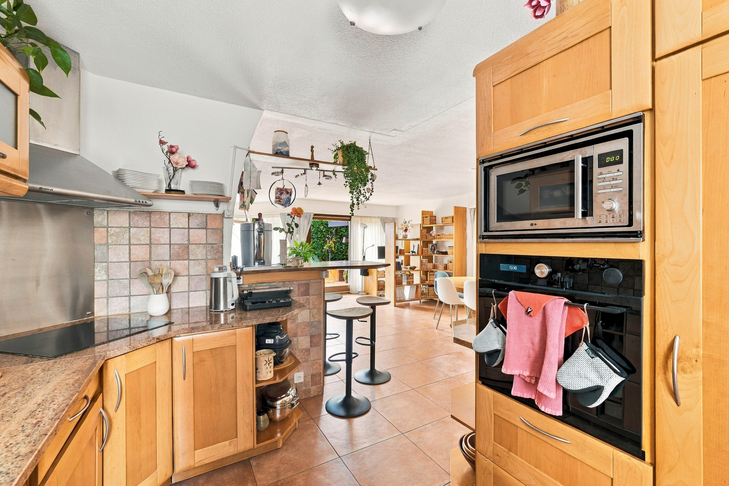 Interior view 1