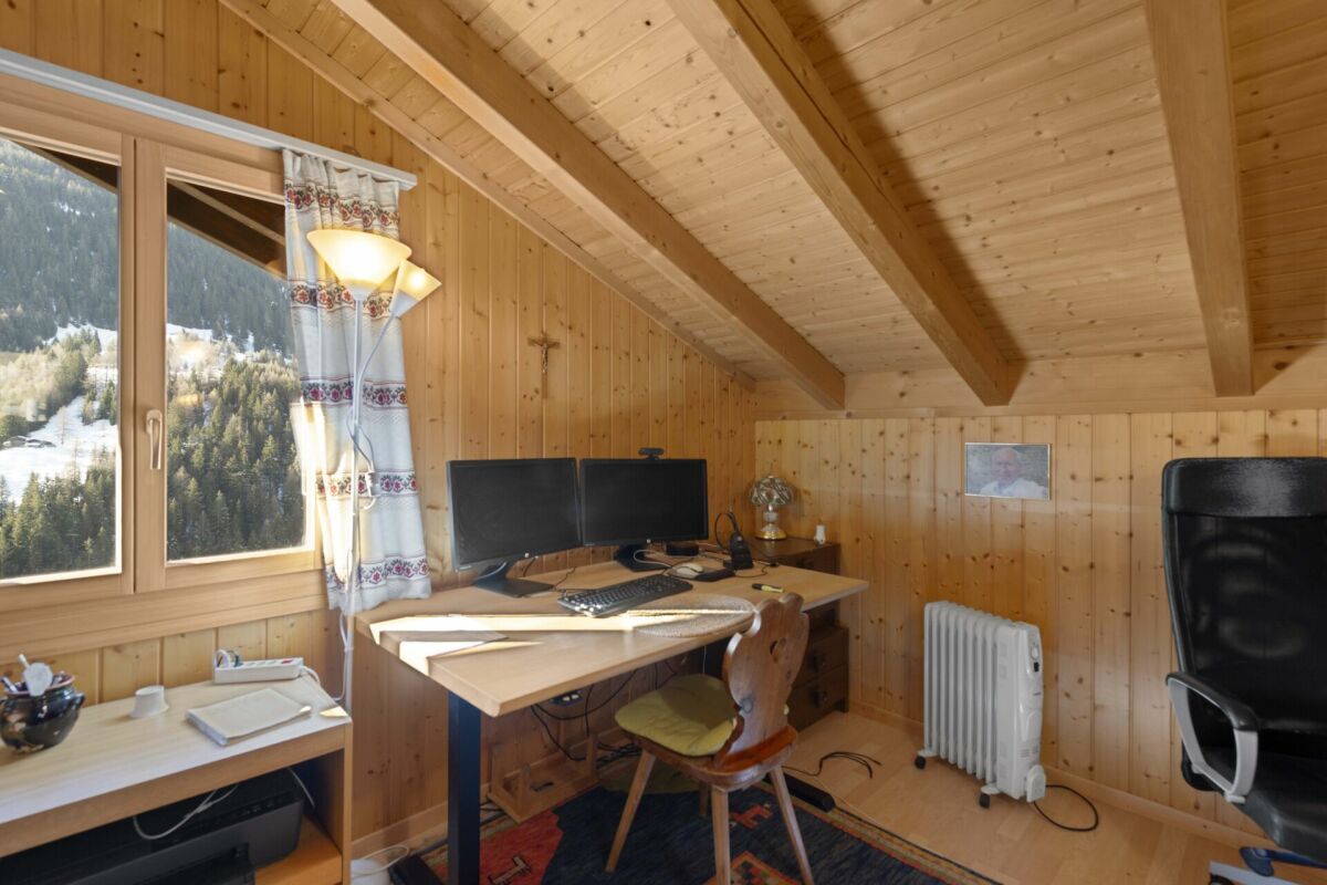 Photo 19