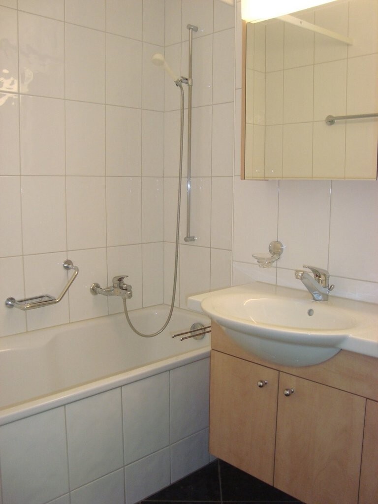 Picture 5