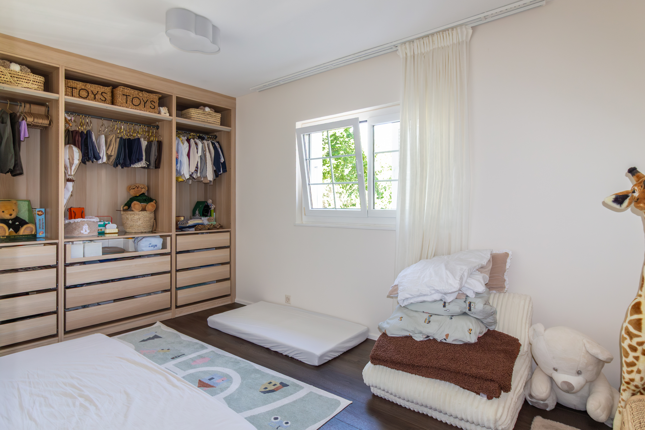 Interior view 12
