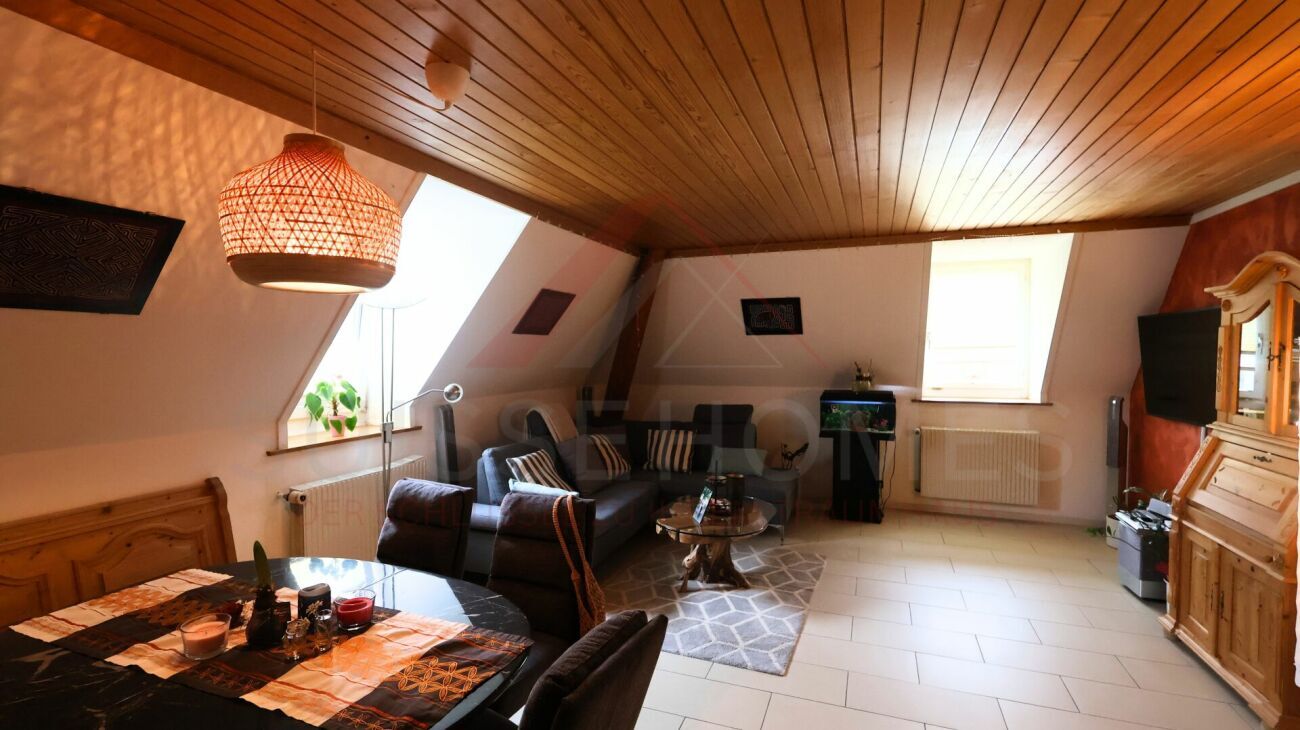 Wohnzimmer / Wohnbereich ? Salon / séjour