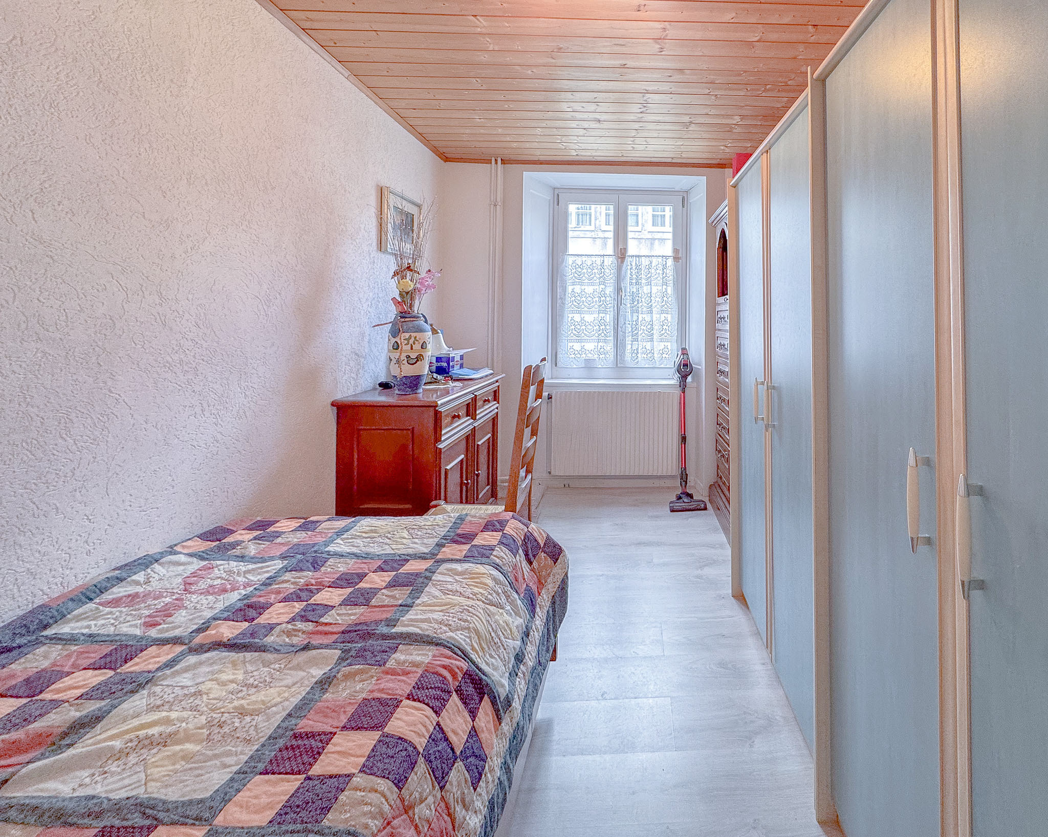 Appartement au 1er étage - chambre no 2 Appartement au 1er étage - chambre no 2